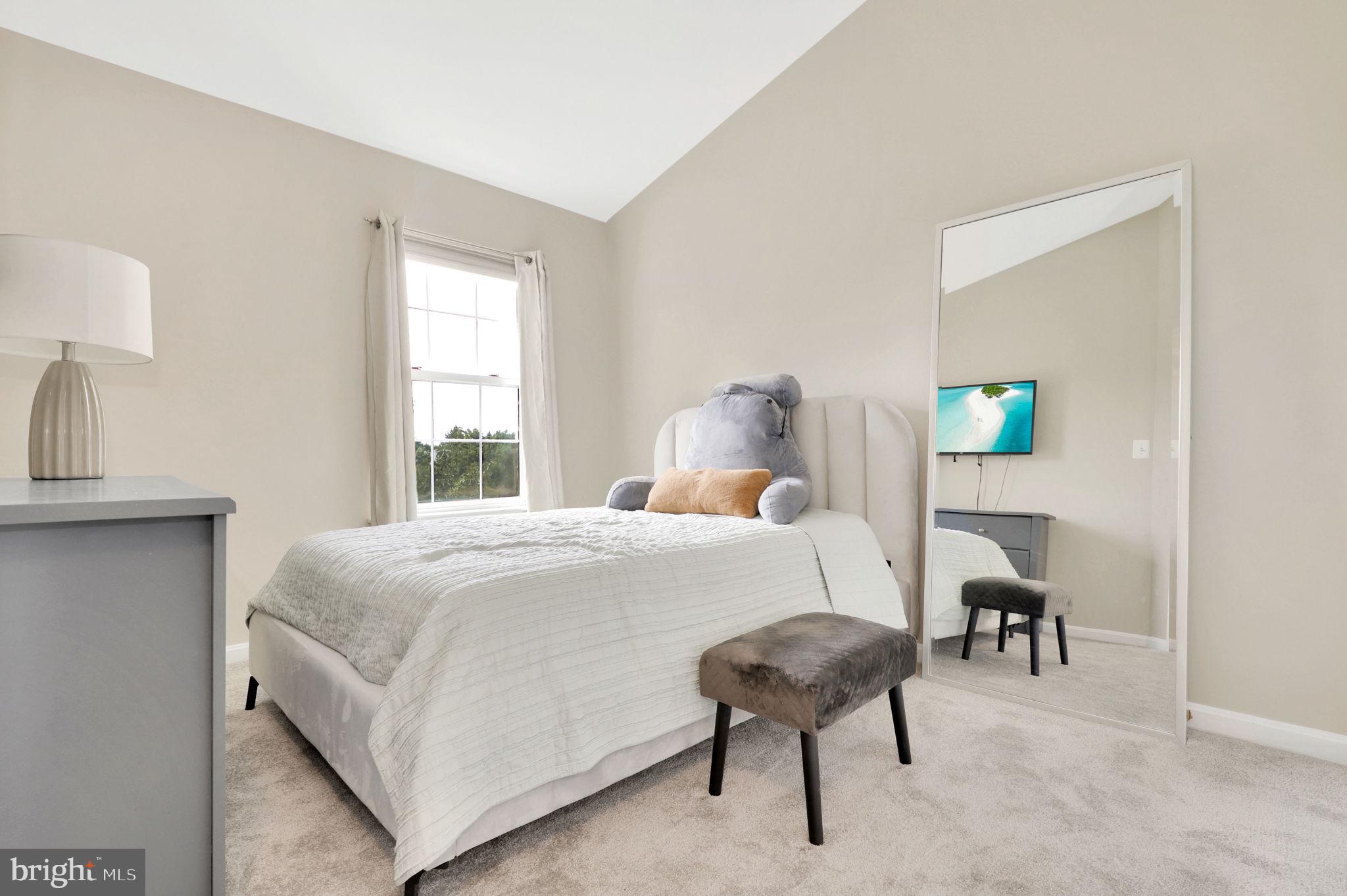 MILESTONE TOWNHOUSES - Residential