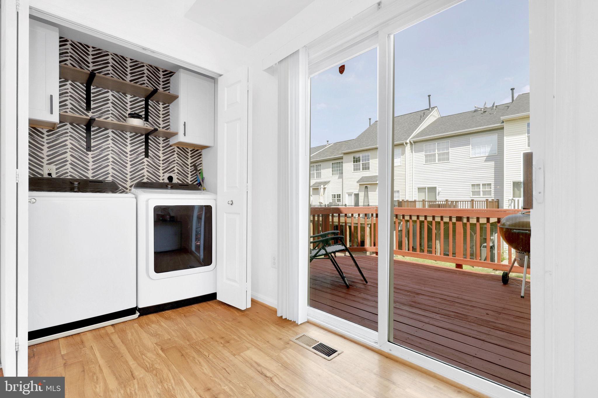 MILESTONE TOWNHOUSES - Residential