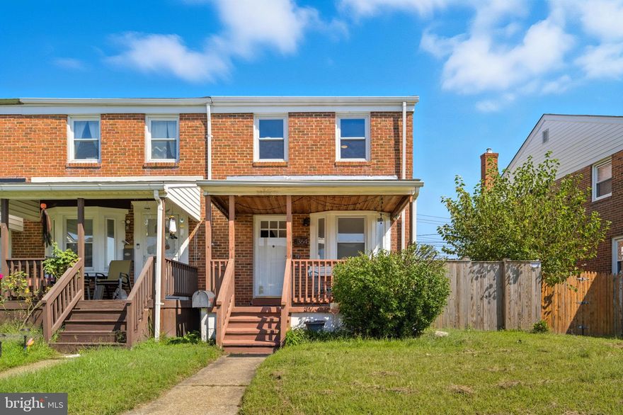 This truly upgraded large 3-bedroom, 2-full-bath end-unit townhouse offers abundant space and comfort. Featuring a finished basement for extra living or entertainment space, this home combines functionality with convenience