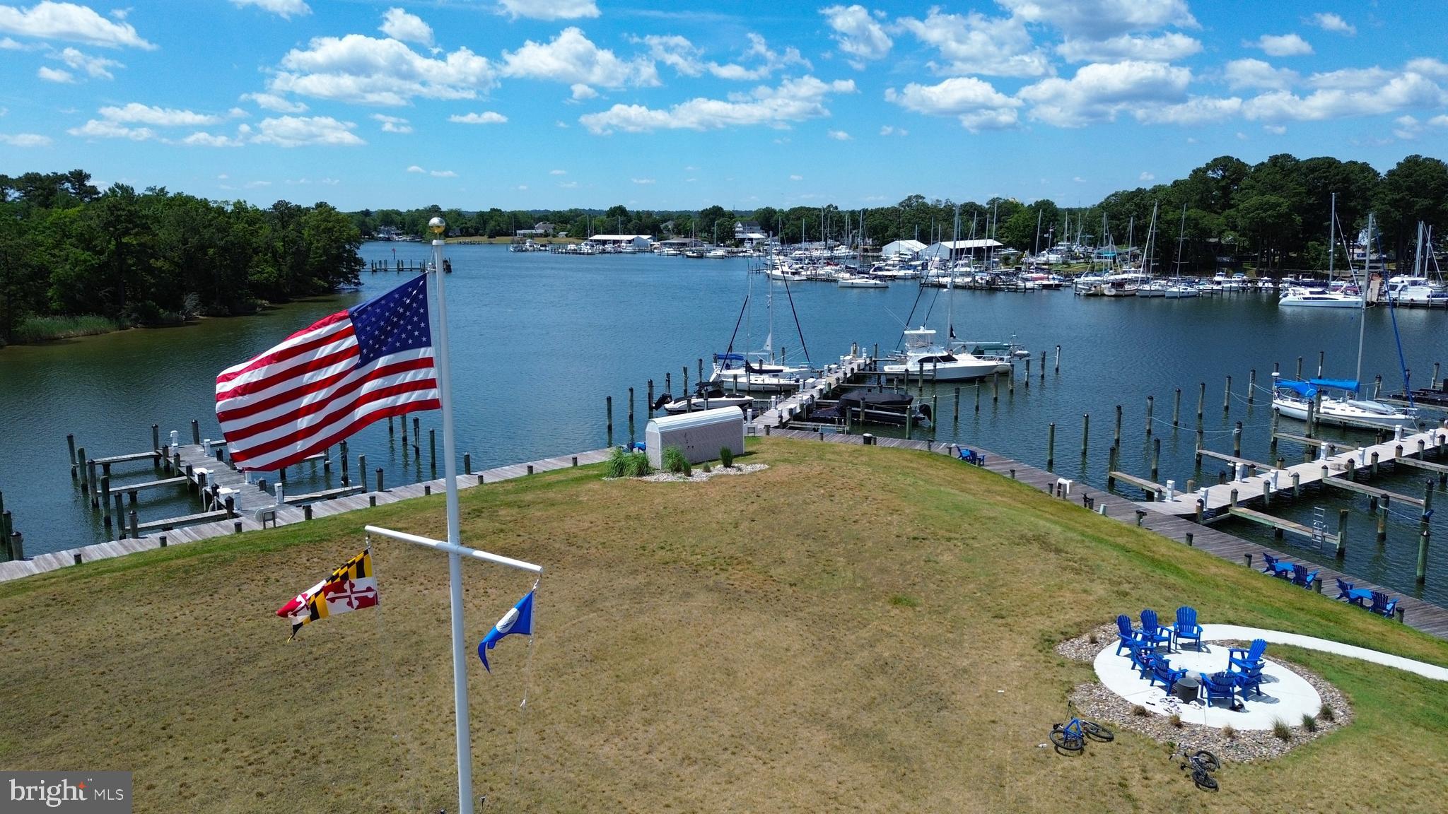 210 OYSTER BAY PLACE C2