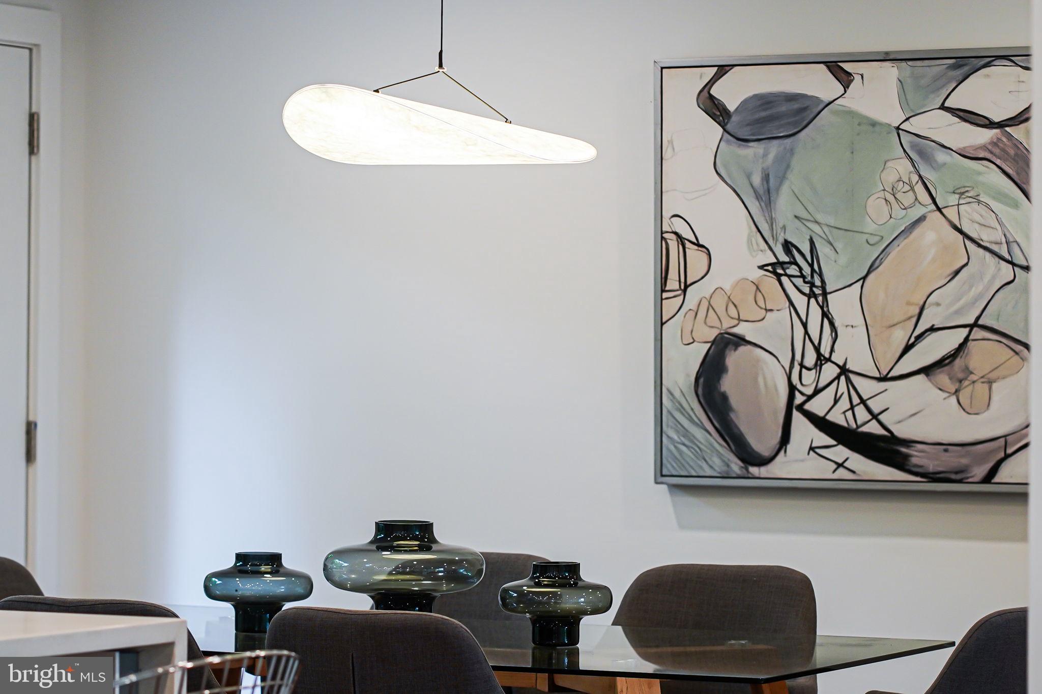 LAKE BARCROFT - Residential