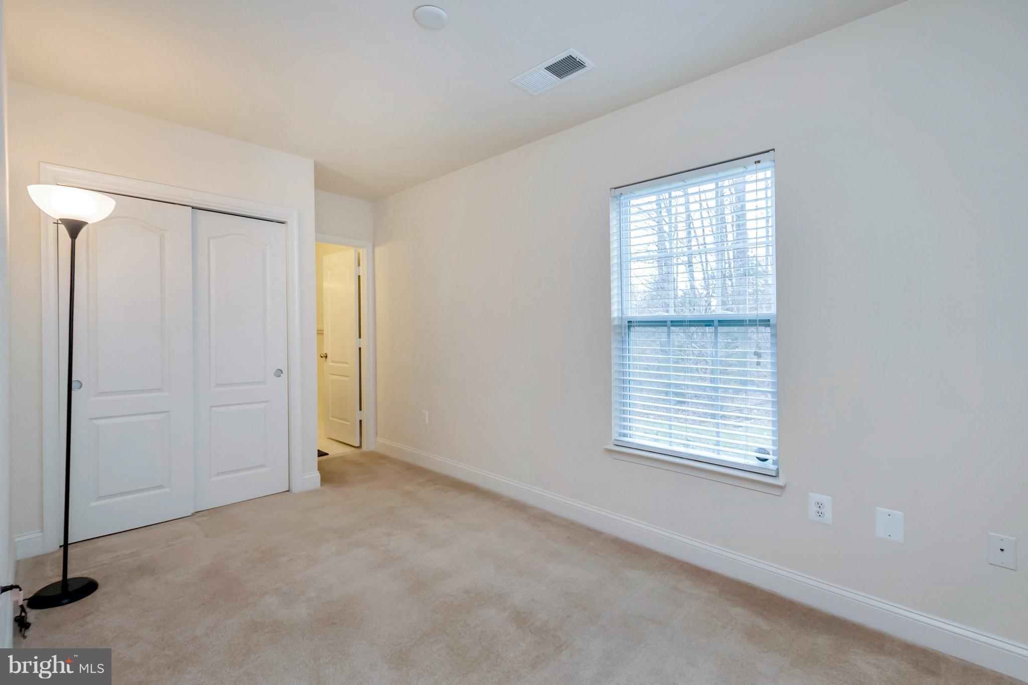 TRIANGLE HIGHLANDS CONDO - Residential