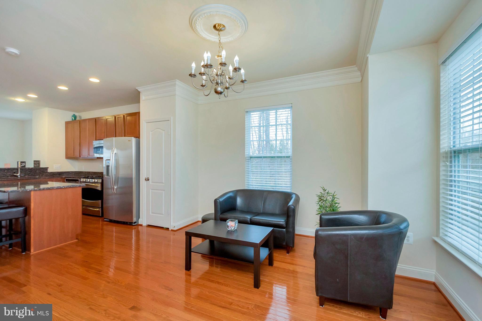 TRIANGLE HIGHLANDS CONDO - Residential