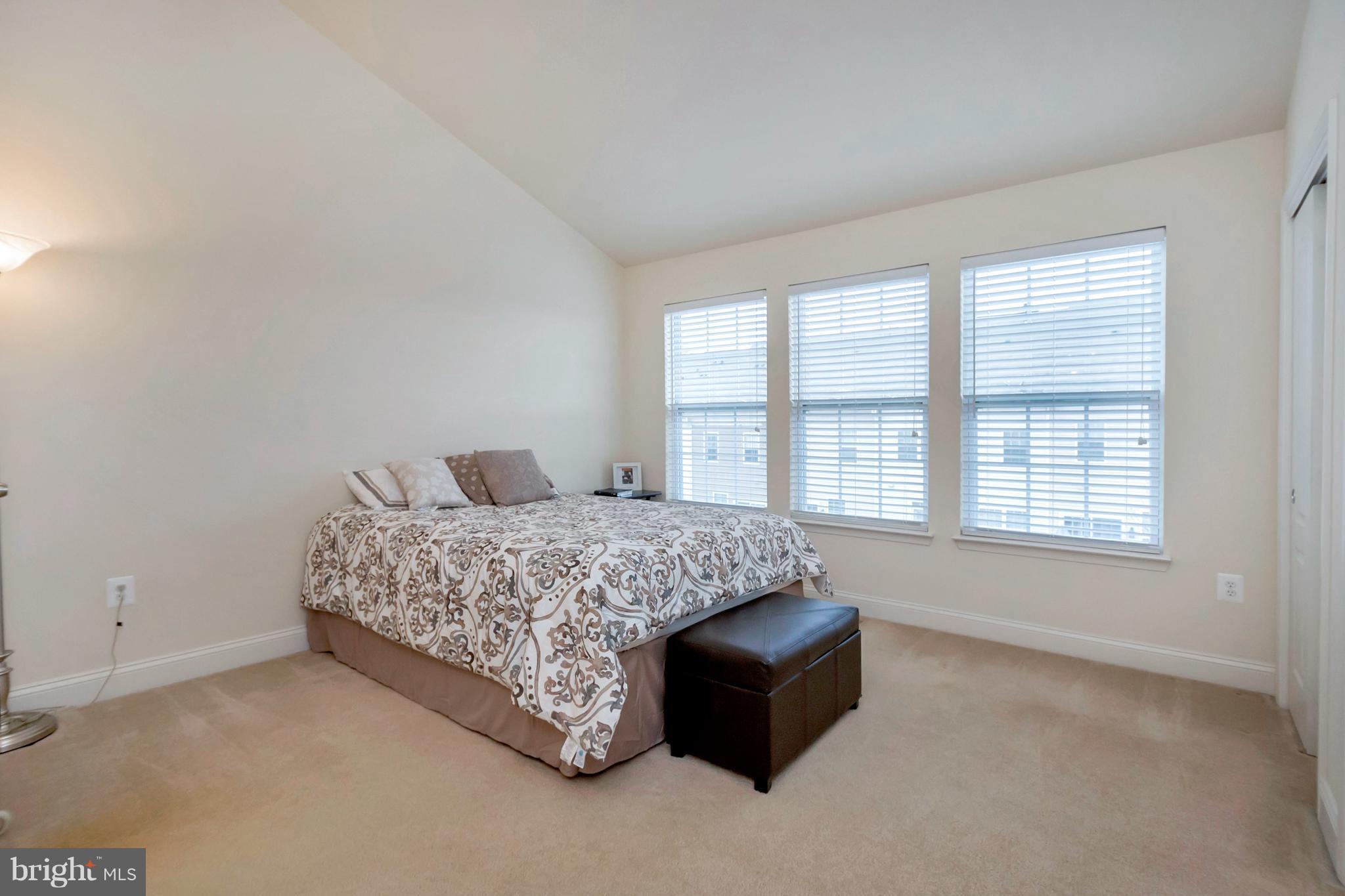 TRIANGLE HIGHLANDS CONDO - Residential