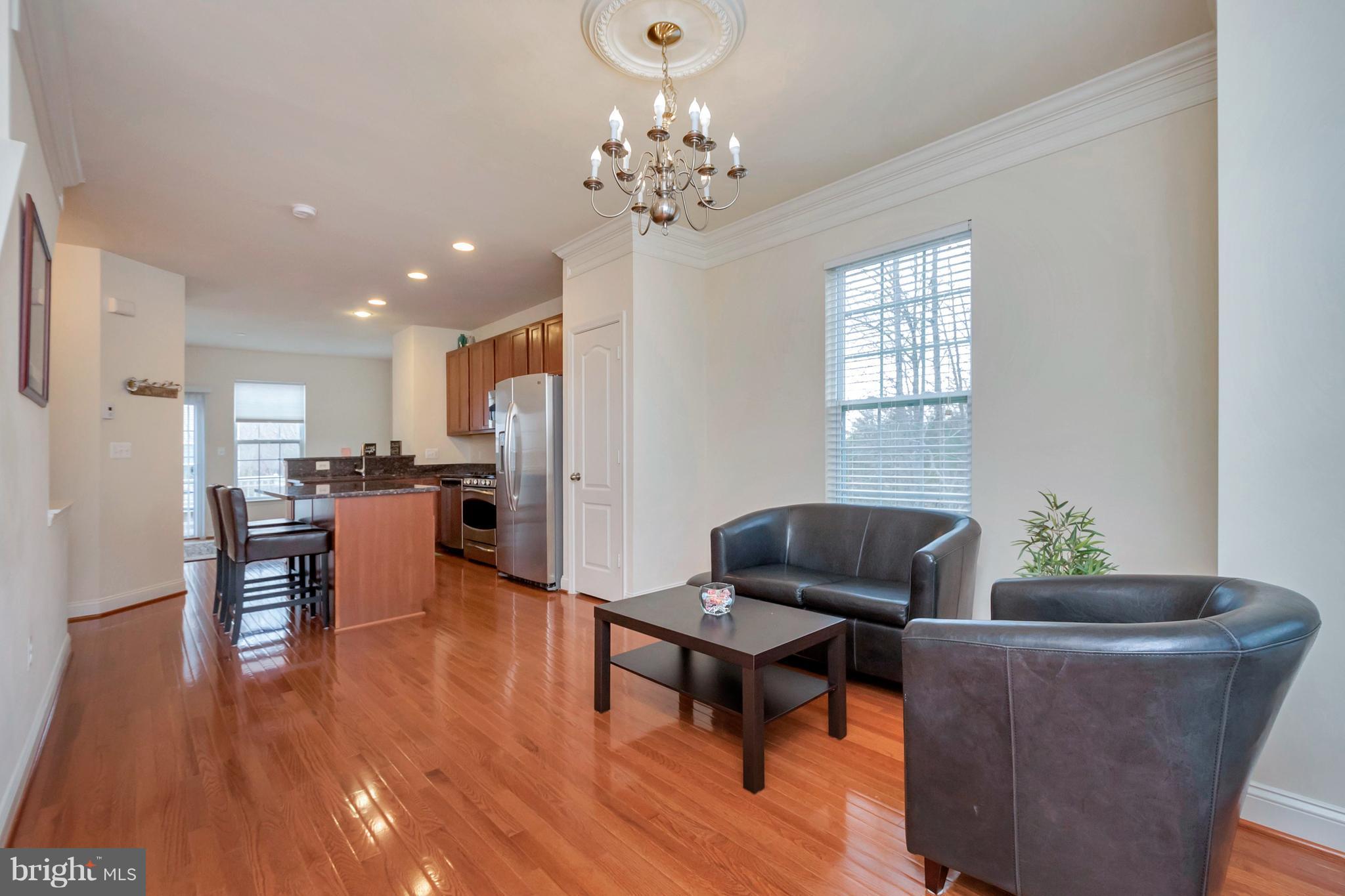 TRIANGLE HIGHLANDS CONDO - Residential