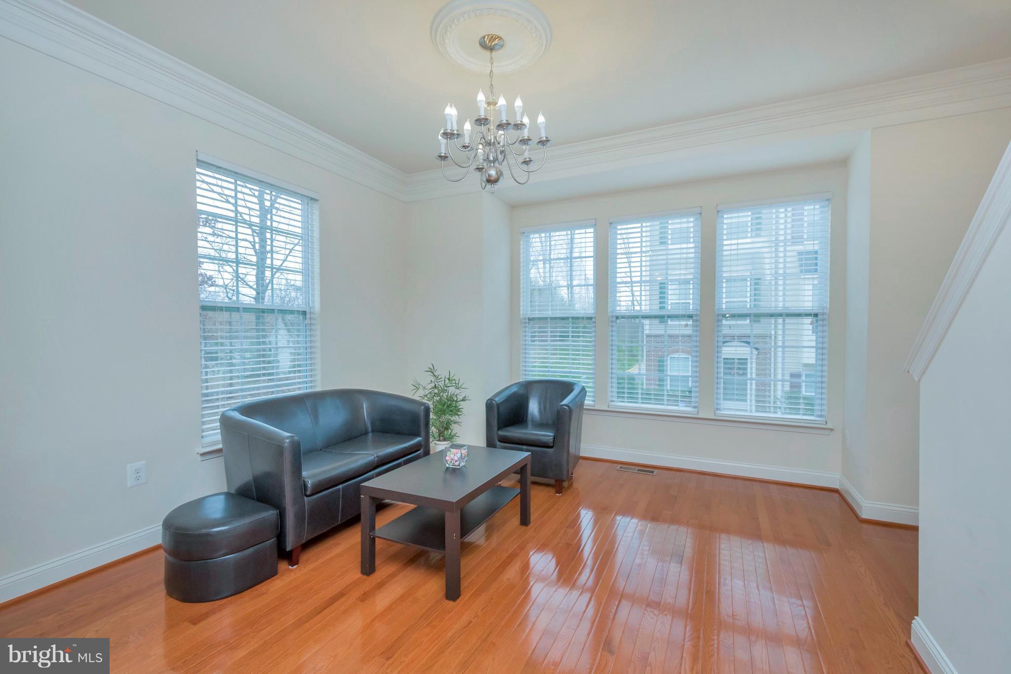 TRIANGLE HIGHLANDS CONDO - Residential