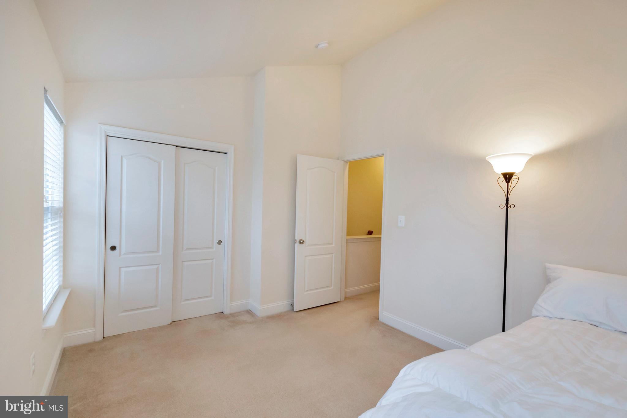 TRIANGLE HIGHLANDS CONDO - Residential