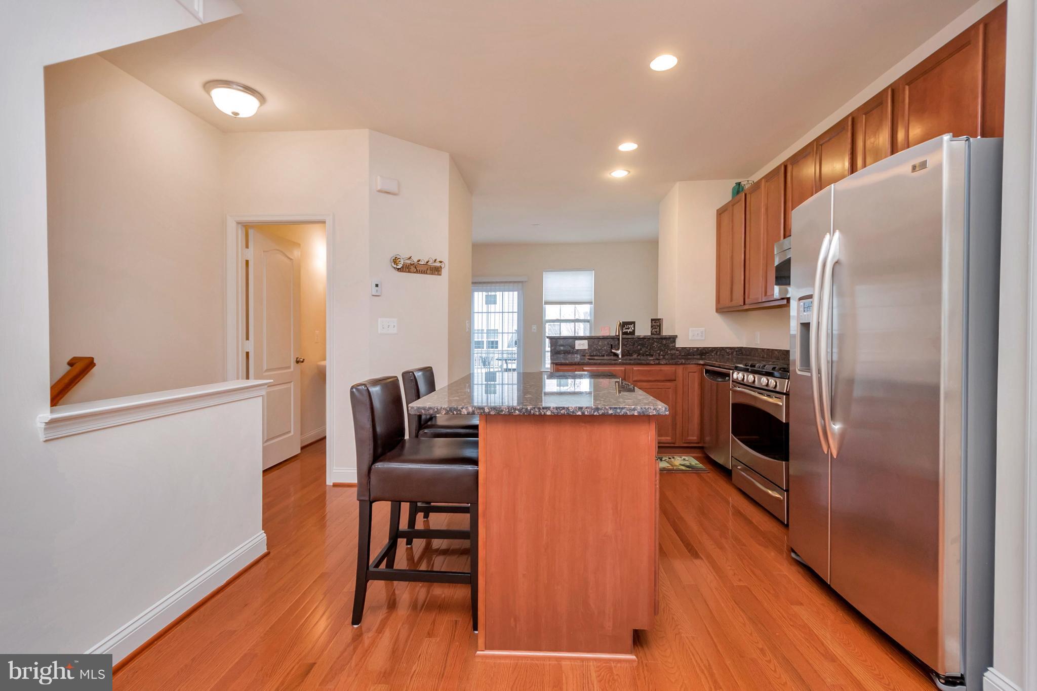 TRIANGLE HIGHLANDS CONDO - Residential