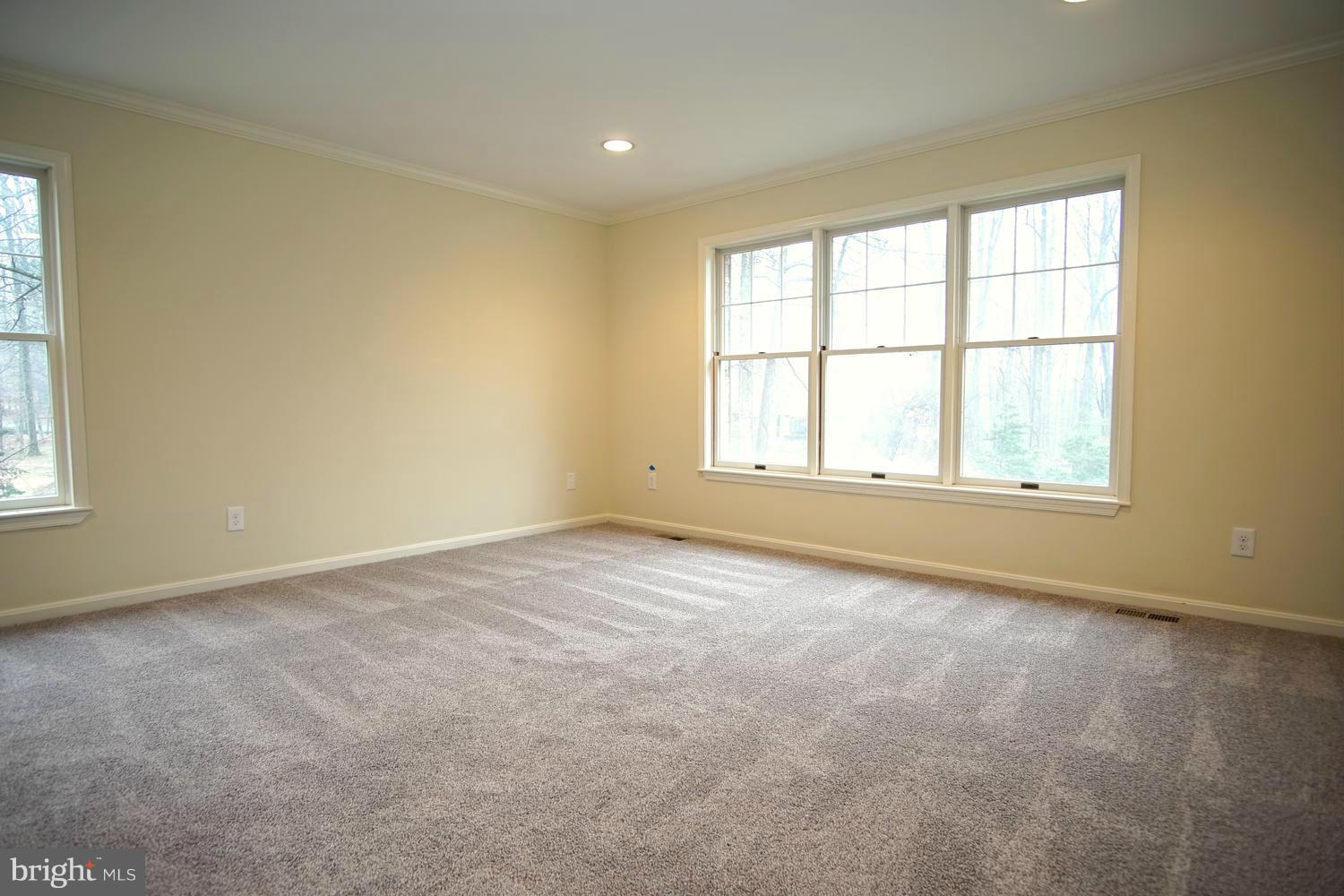 WORTHINGTON HILLSIDE II - Residential