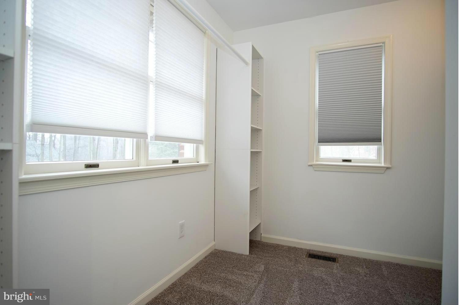 WORTHINGTON HILLSIDE II - Residential