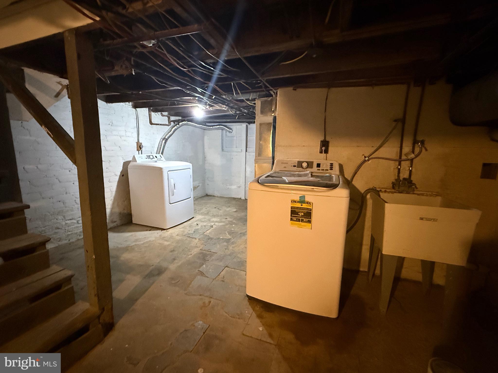 BROOKLAND - Residential