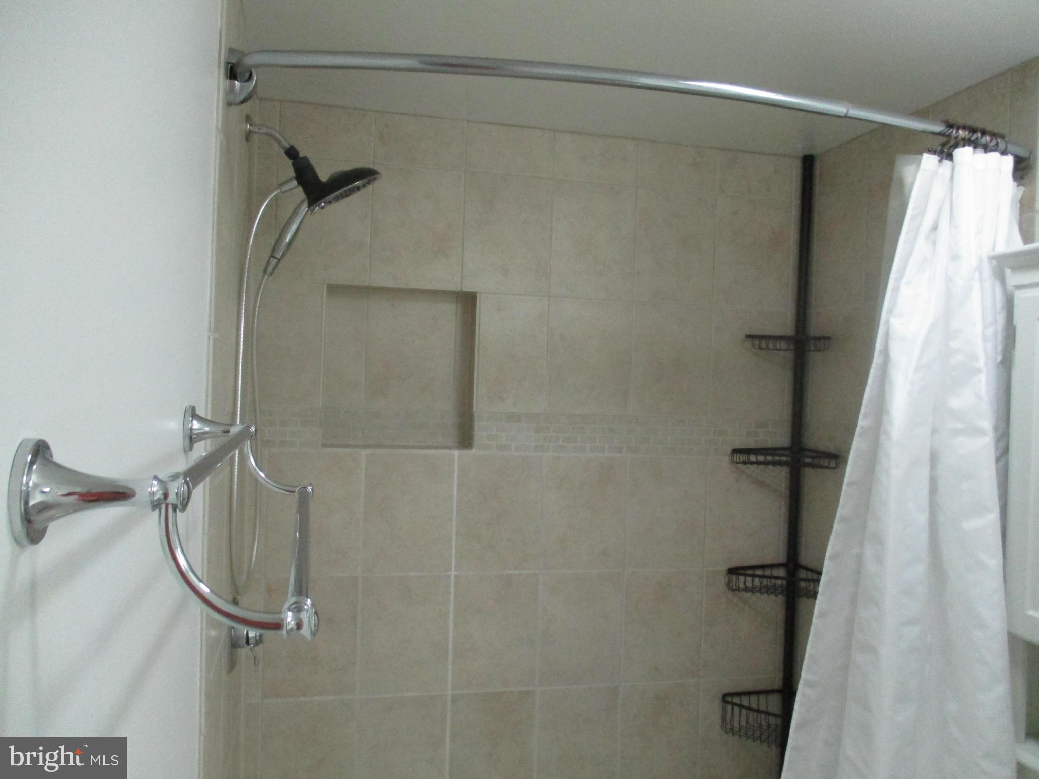 TOWER VILLAS - Residential Lease