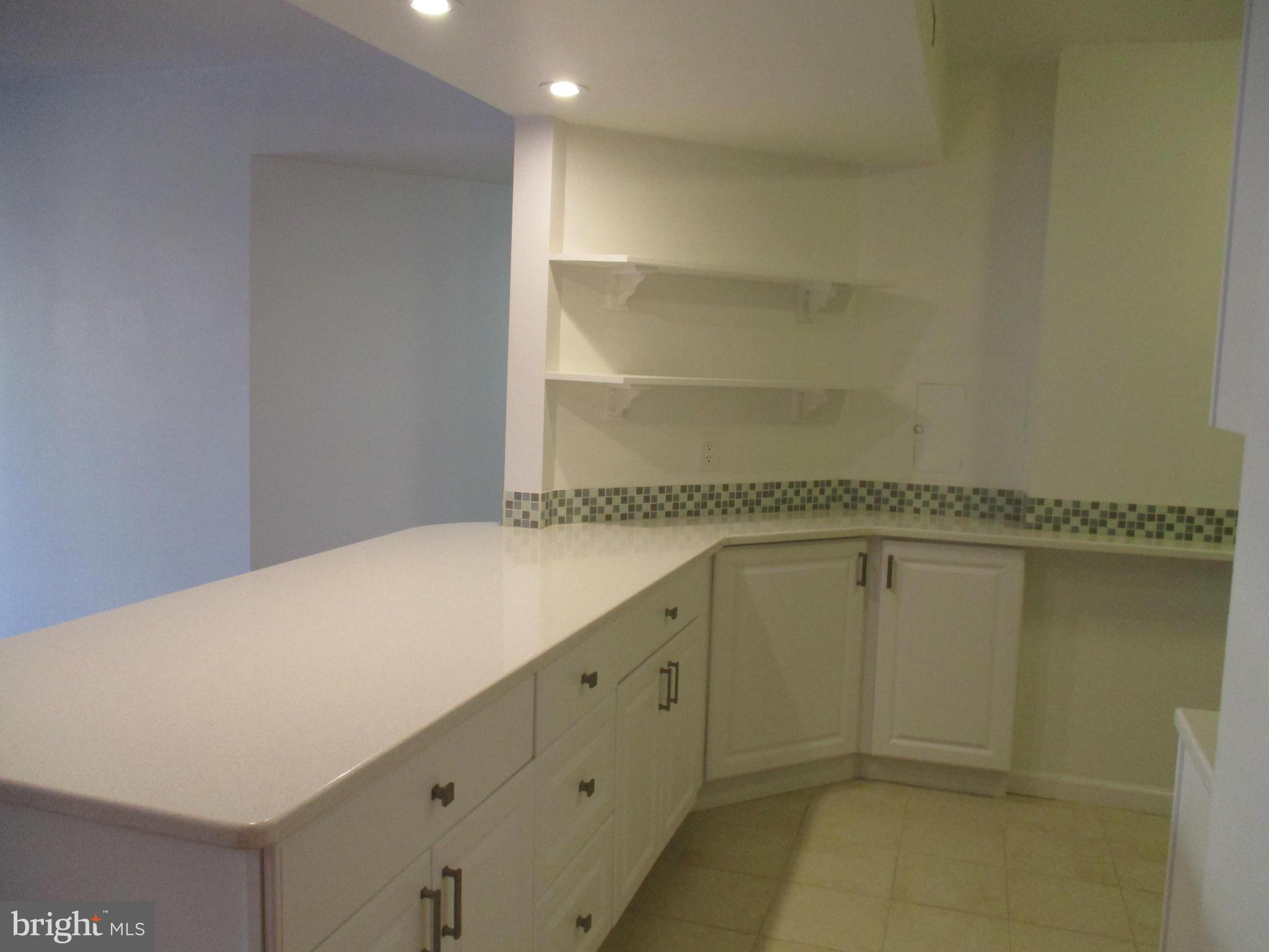 TOWER VILLAS - Residential Lease