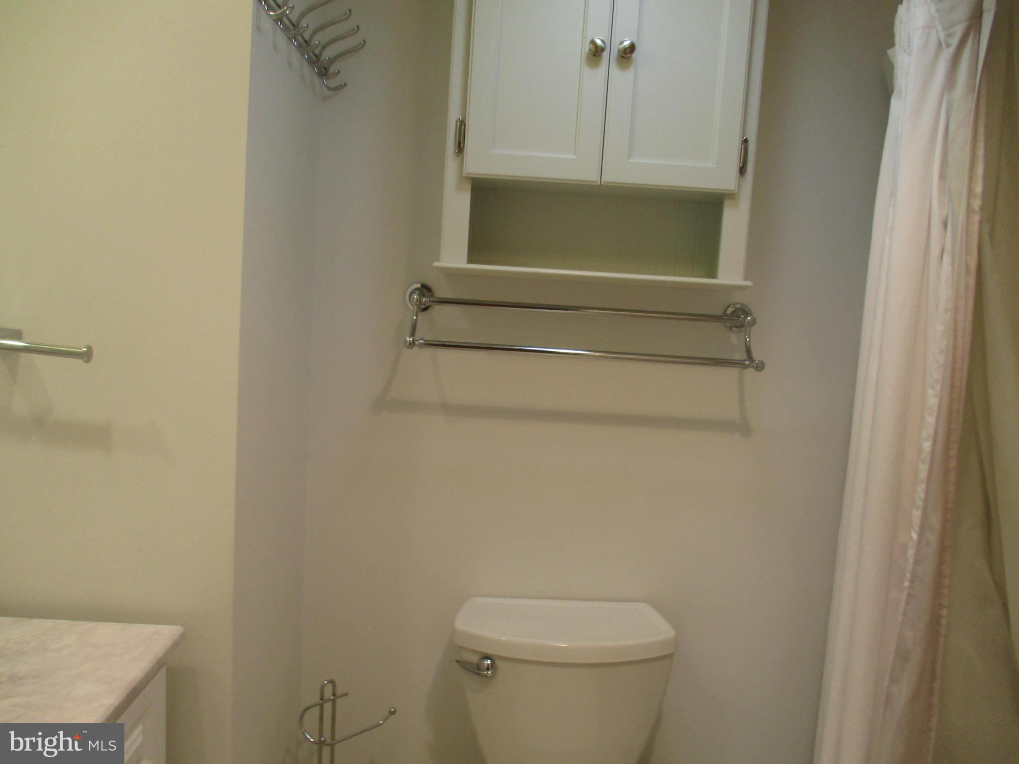 TOWER VILLAS - Residential Lease