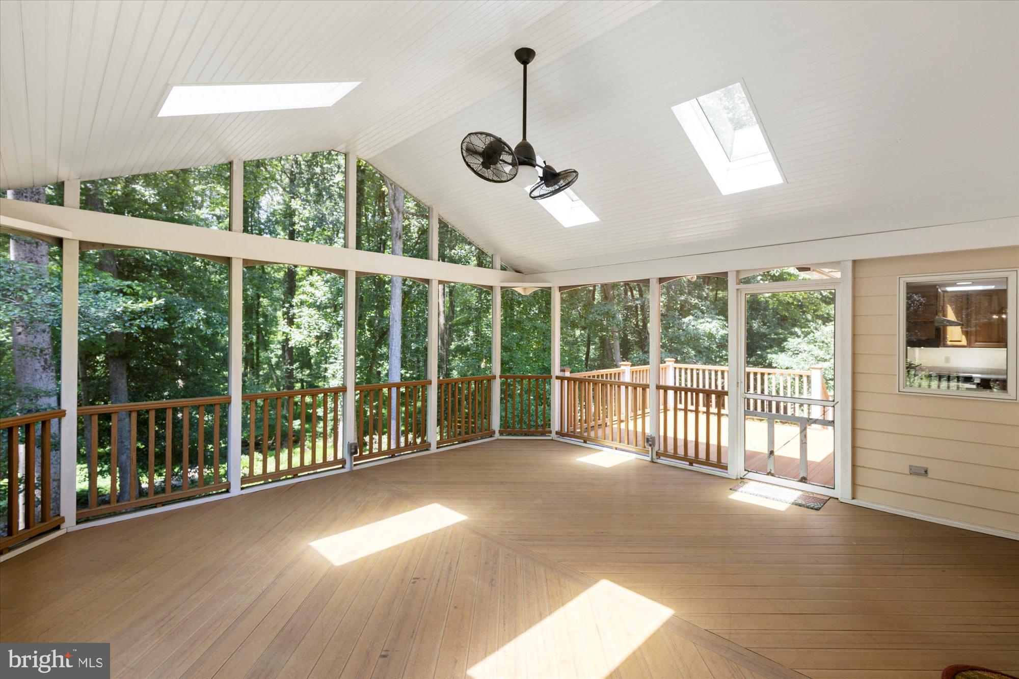 2904 BLUE ROBIN COURT