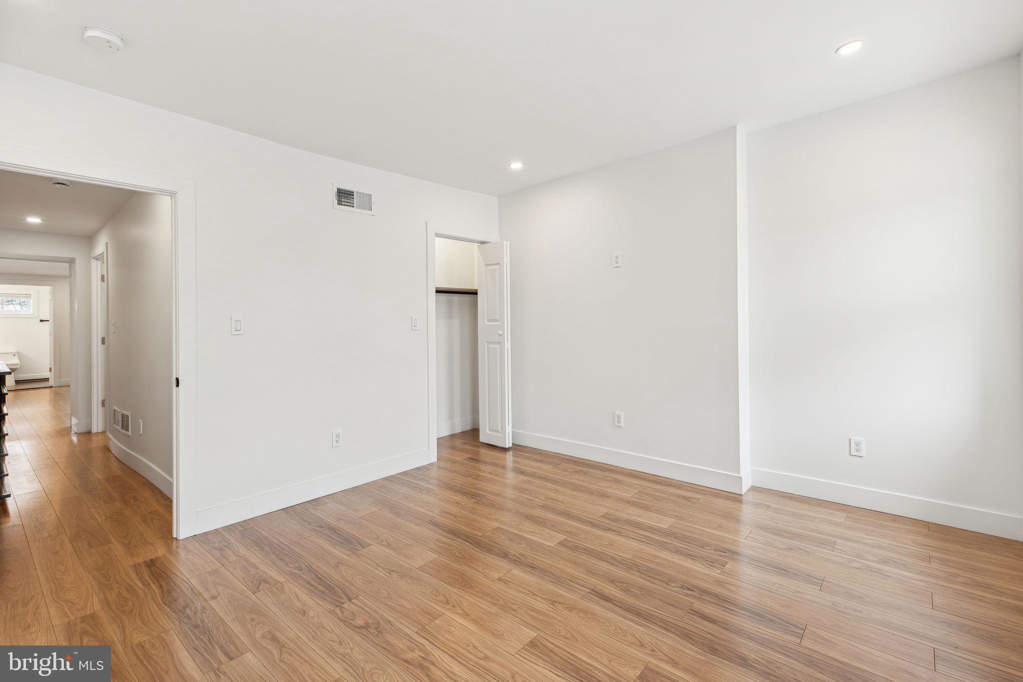 NORRIS SQUARE - Residential Lease