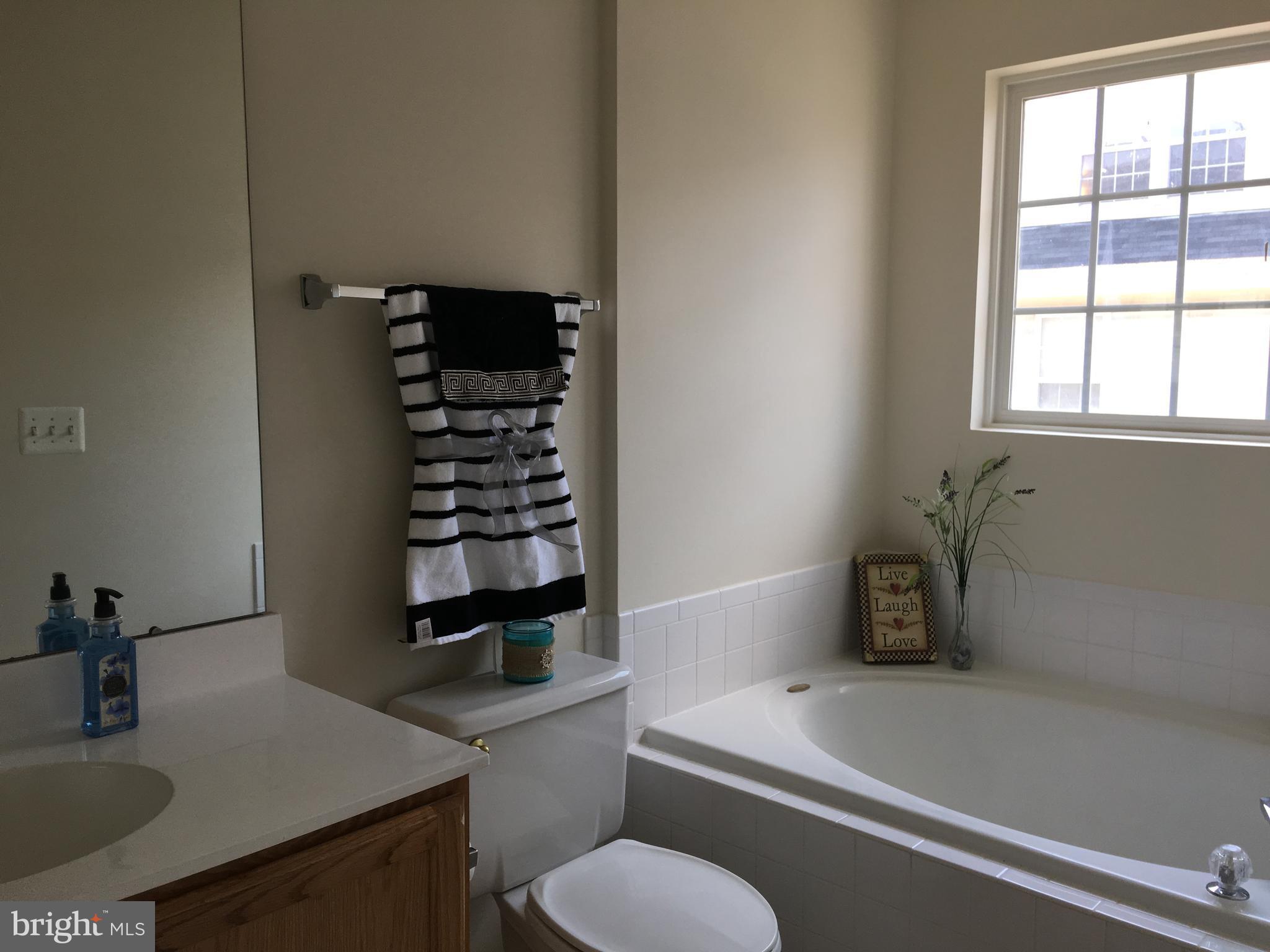 MADISON LANE - Residential