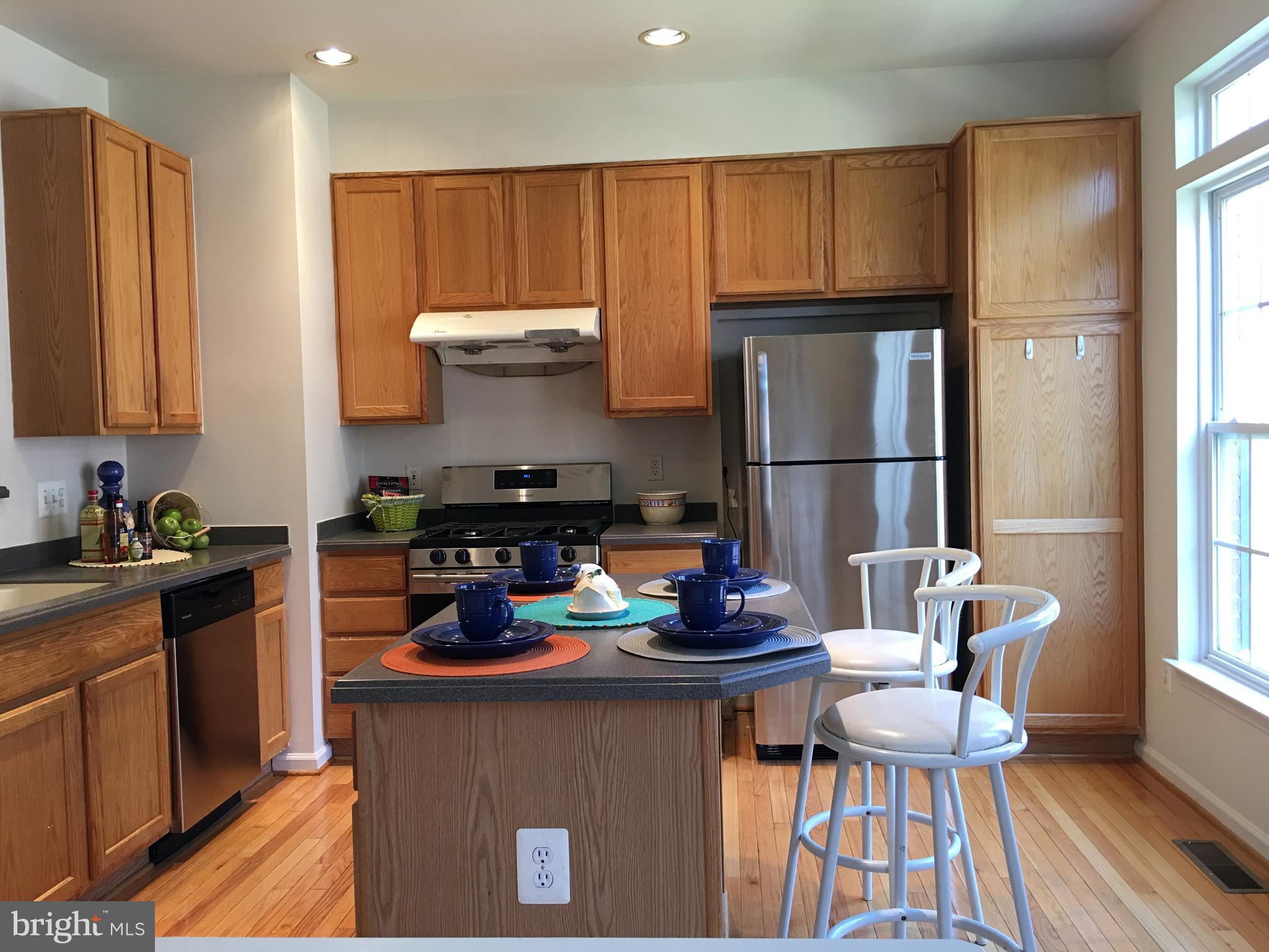 MADISON LANE - Residential