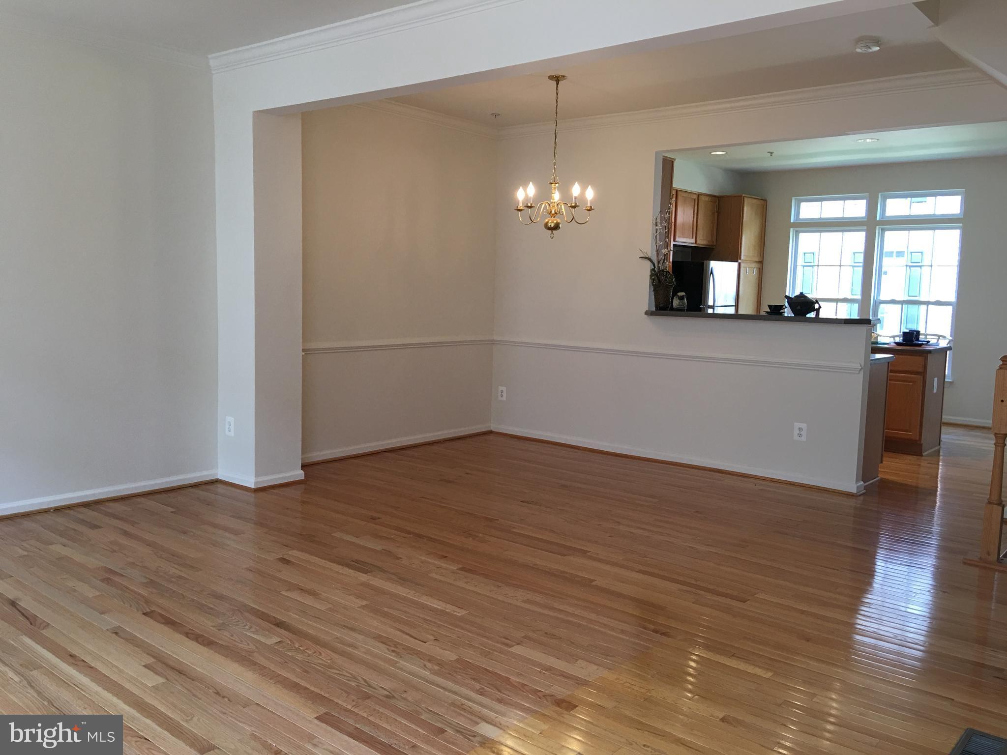 MADISON LANE - Residential