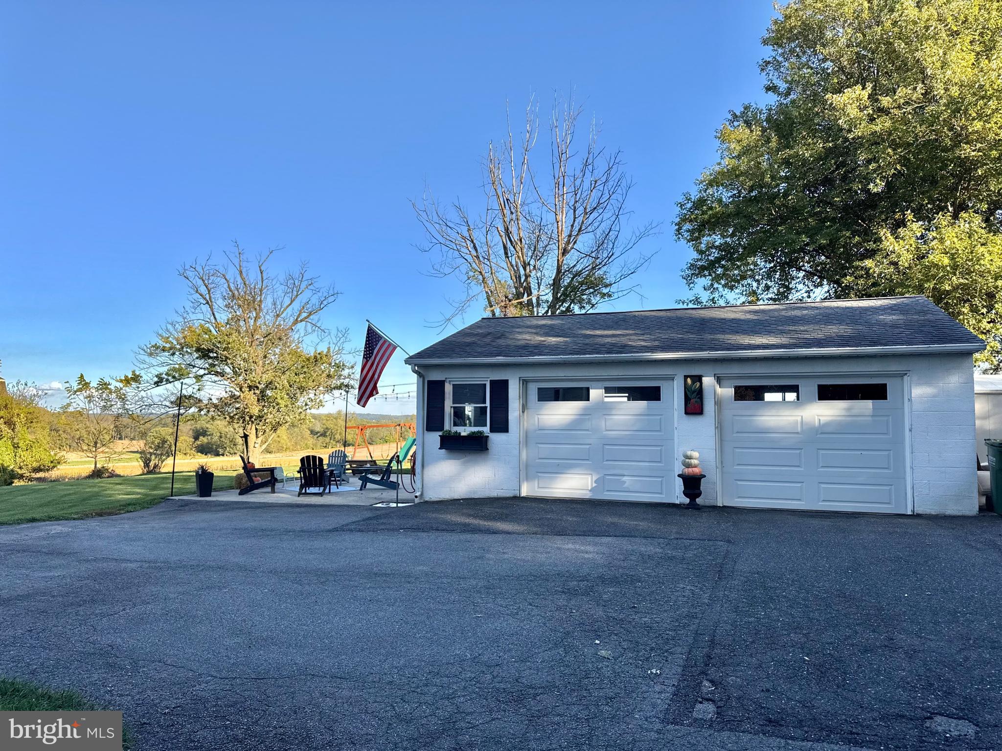 2353 SHURESVILLE ROAD