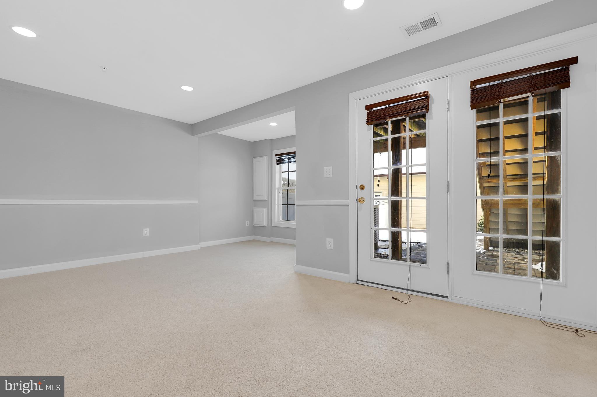 VILLAGES OF URBANA - Residential