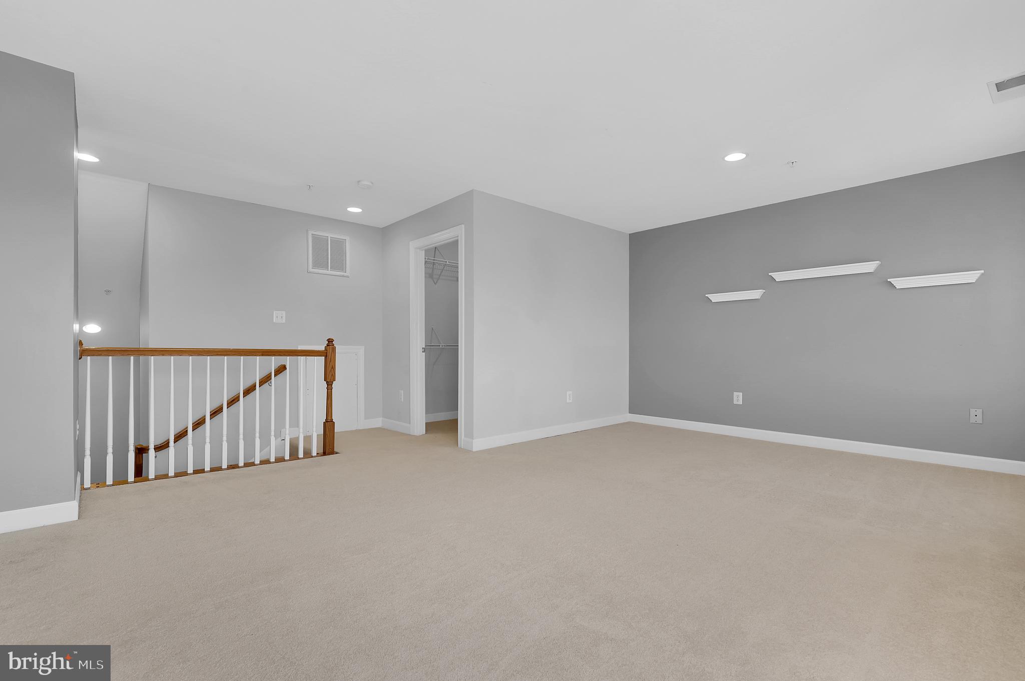 VILLAGES OF URBANA - Residential