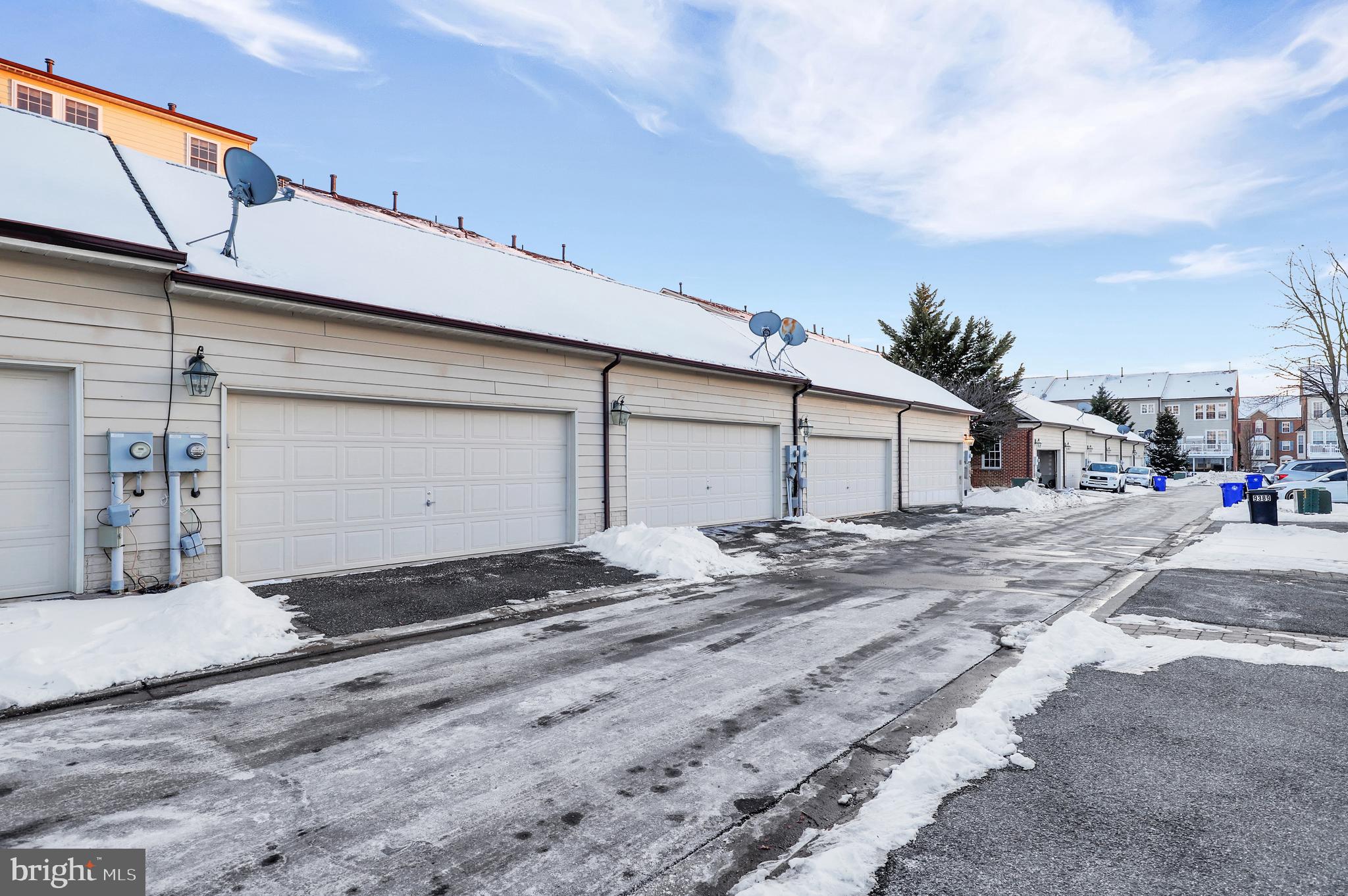 VILLAGES OF URBANA - Residential