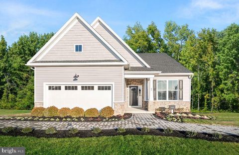 91 HEARTHINGTON HOLLOW SMYRNA DE 19977