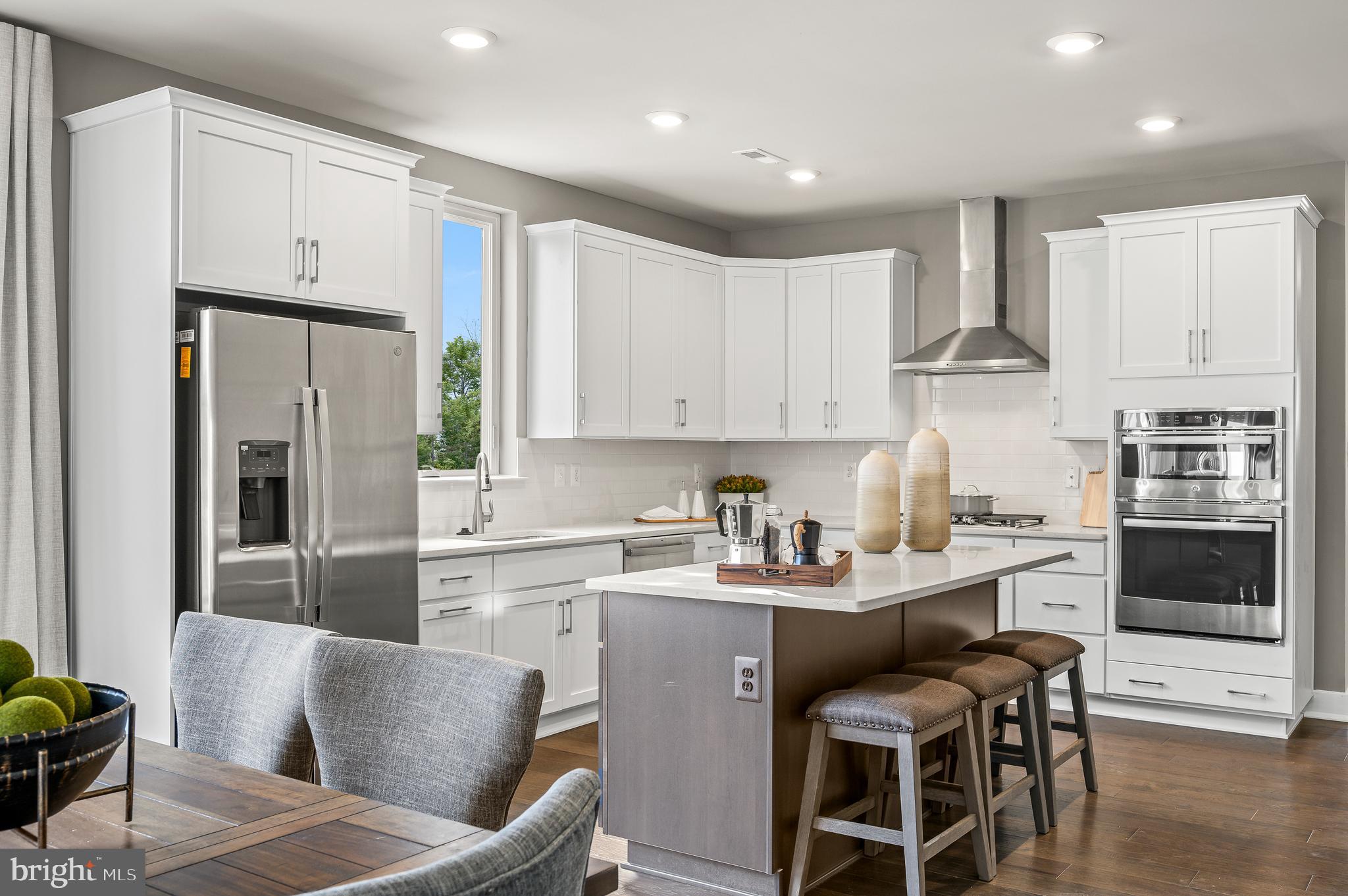 91 HEARTHINGTON HOLLOW