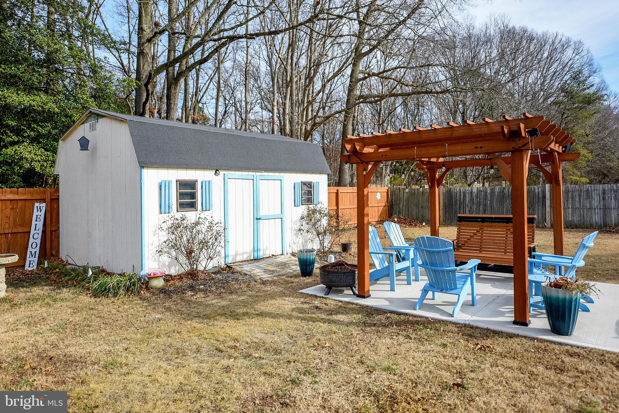 MEADOWS ON CUBBAGE POND - Residential