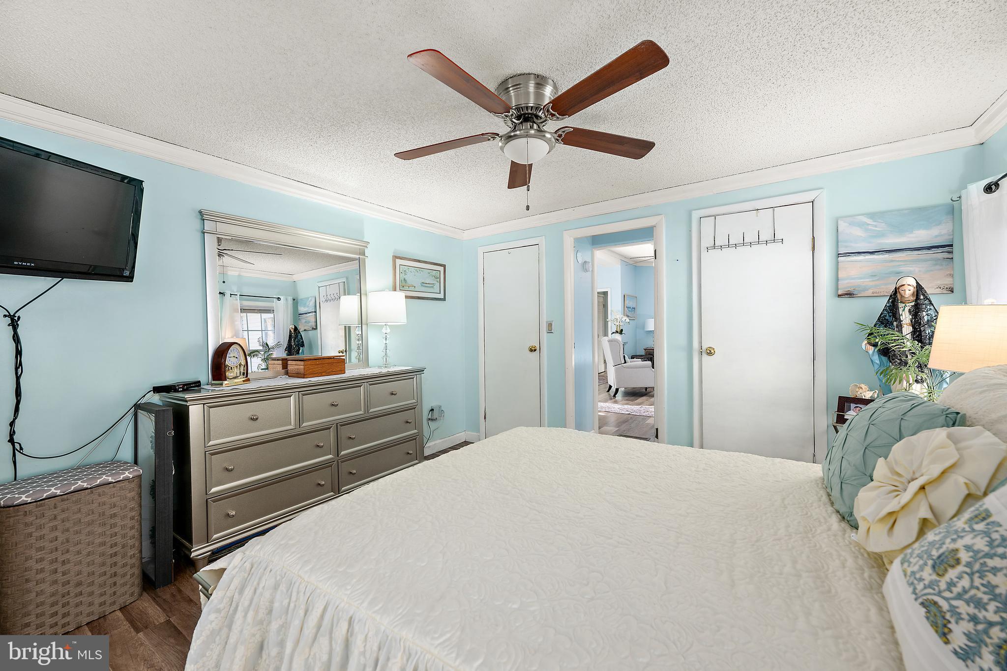 MEADOWS ON CUBBAGE POND - Residential