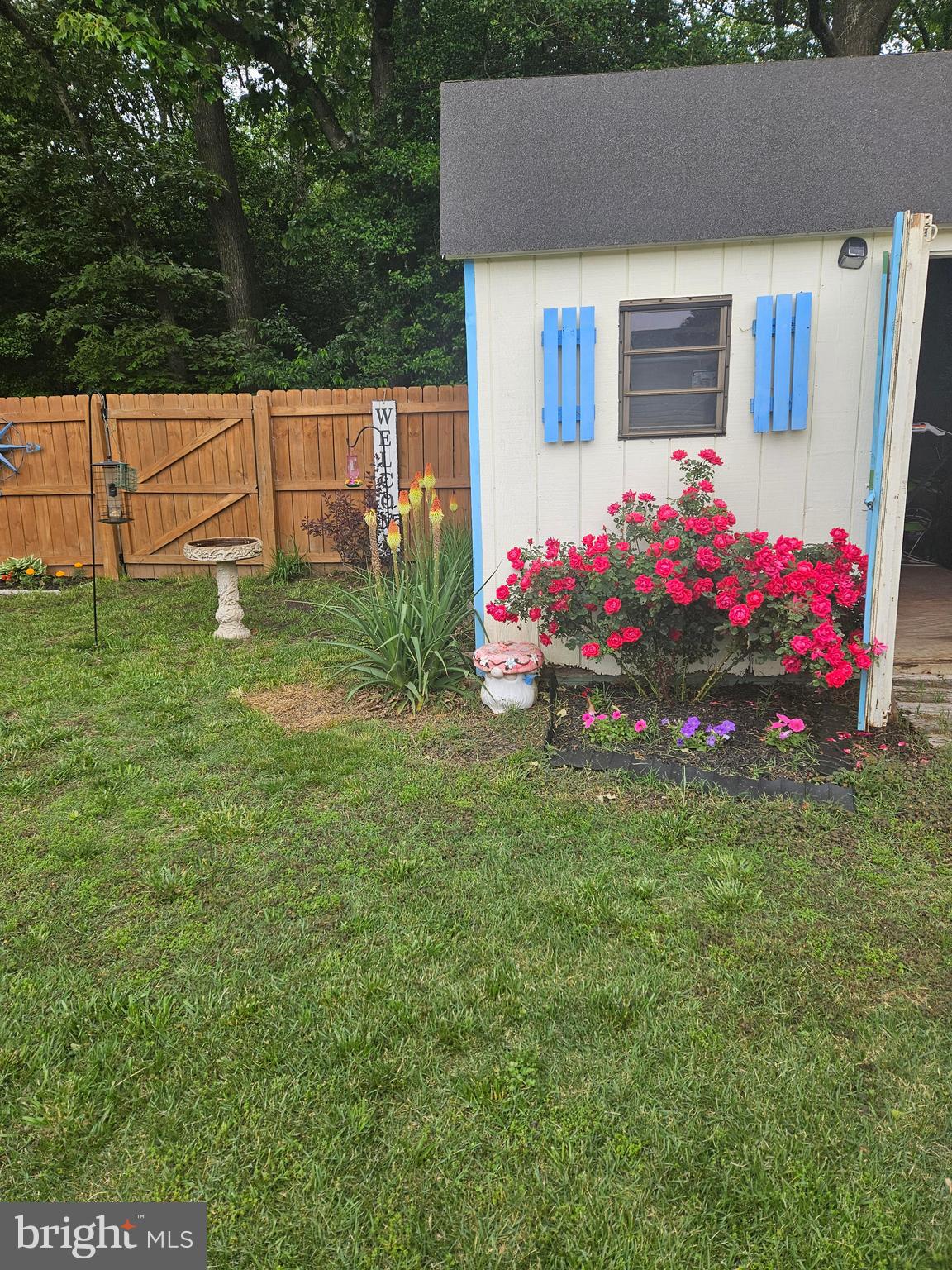 MEADOWS ON CUBBAGE POND - Residential