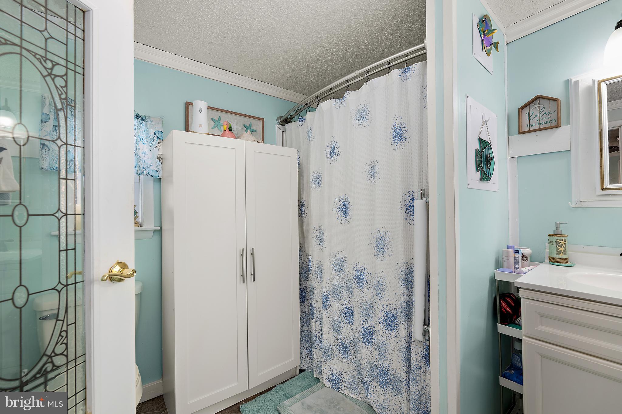 MEADOWS ON CUBBAGE POND - Residential