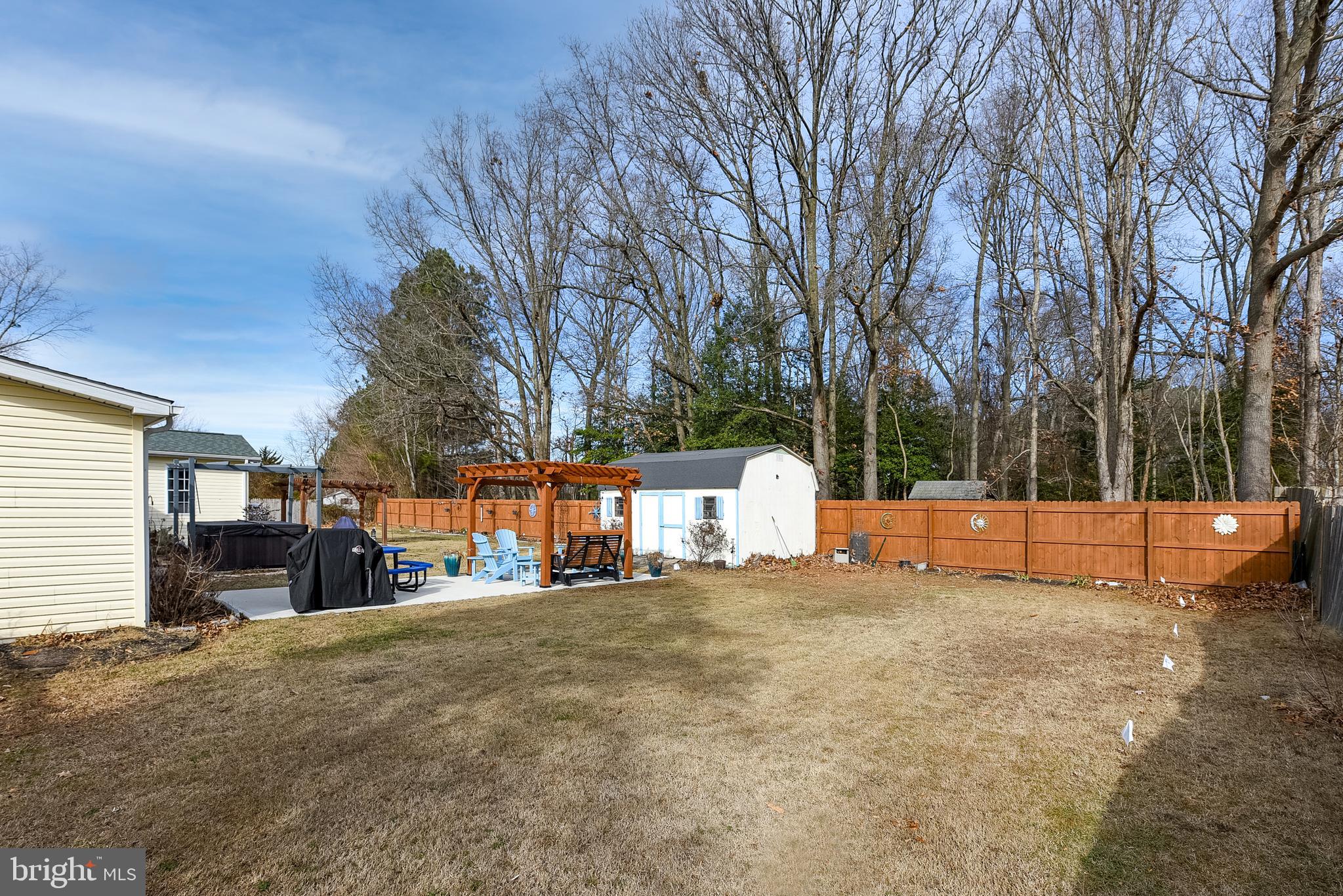MEADOWS ON CUBBAGE POND - Residential