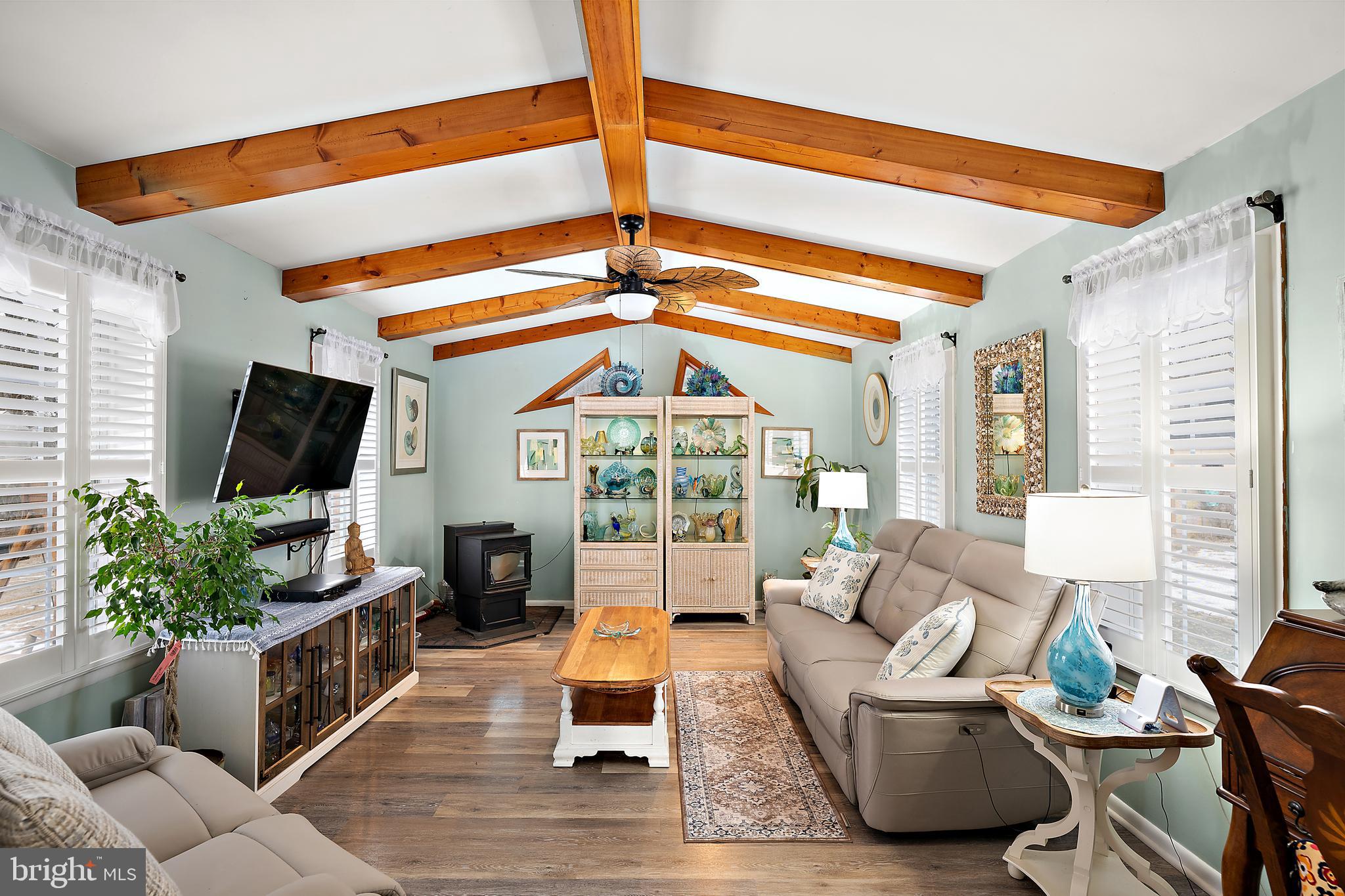 MEADOWS ON CUBBAGE POND - Residential