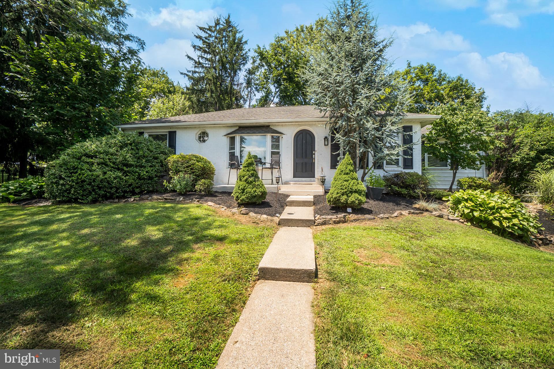 1966 PEACH TREE LANE