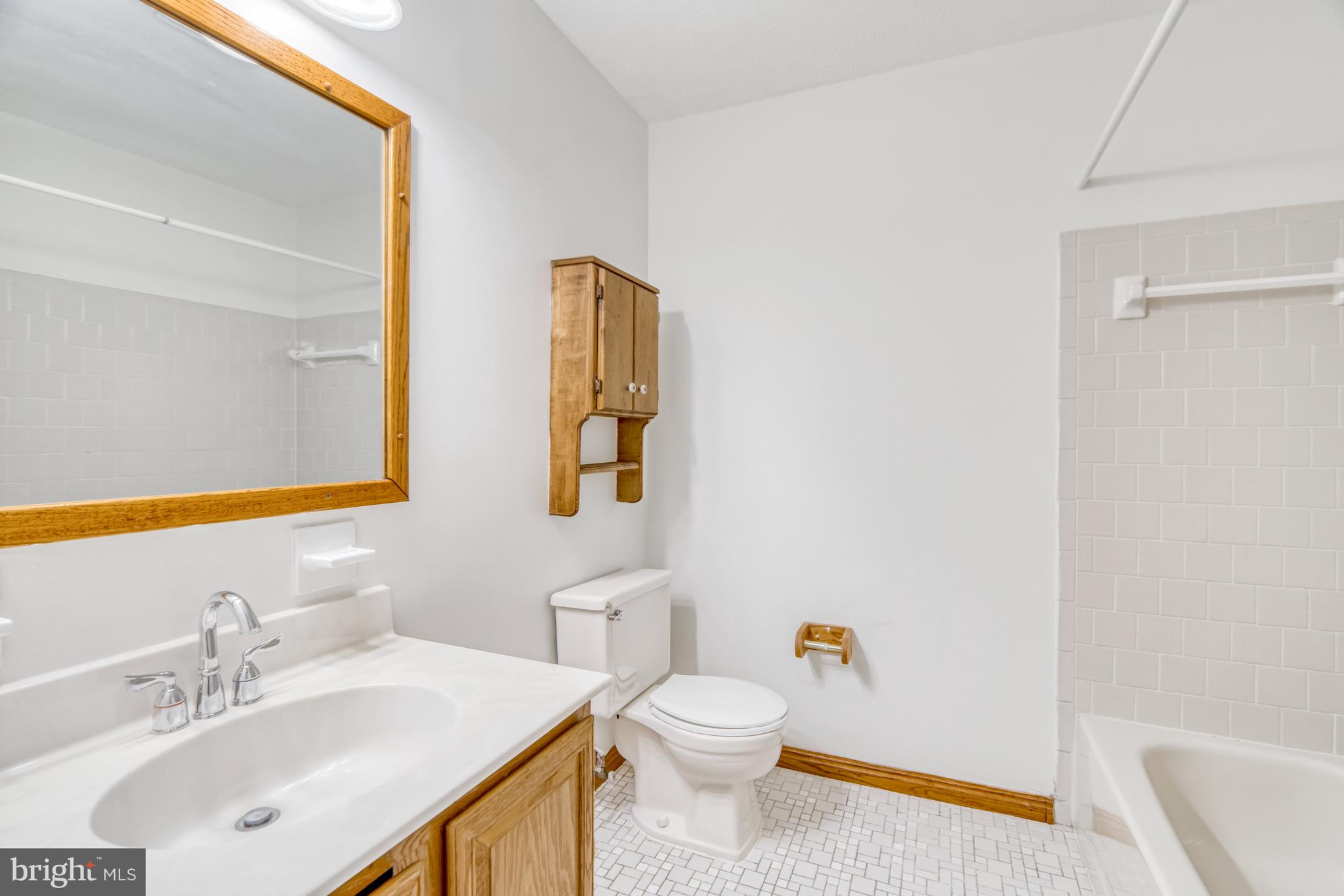 POPLAR TREE - Residential