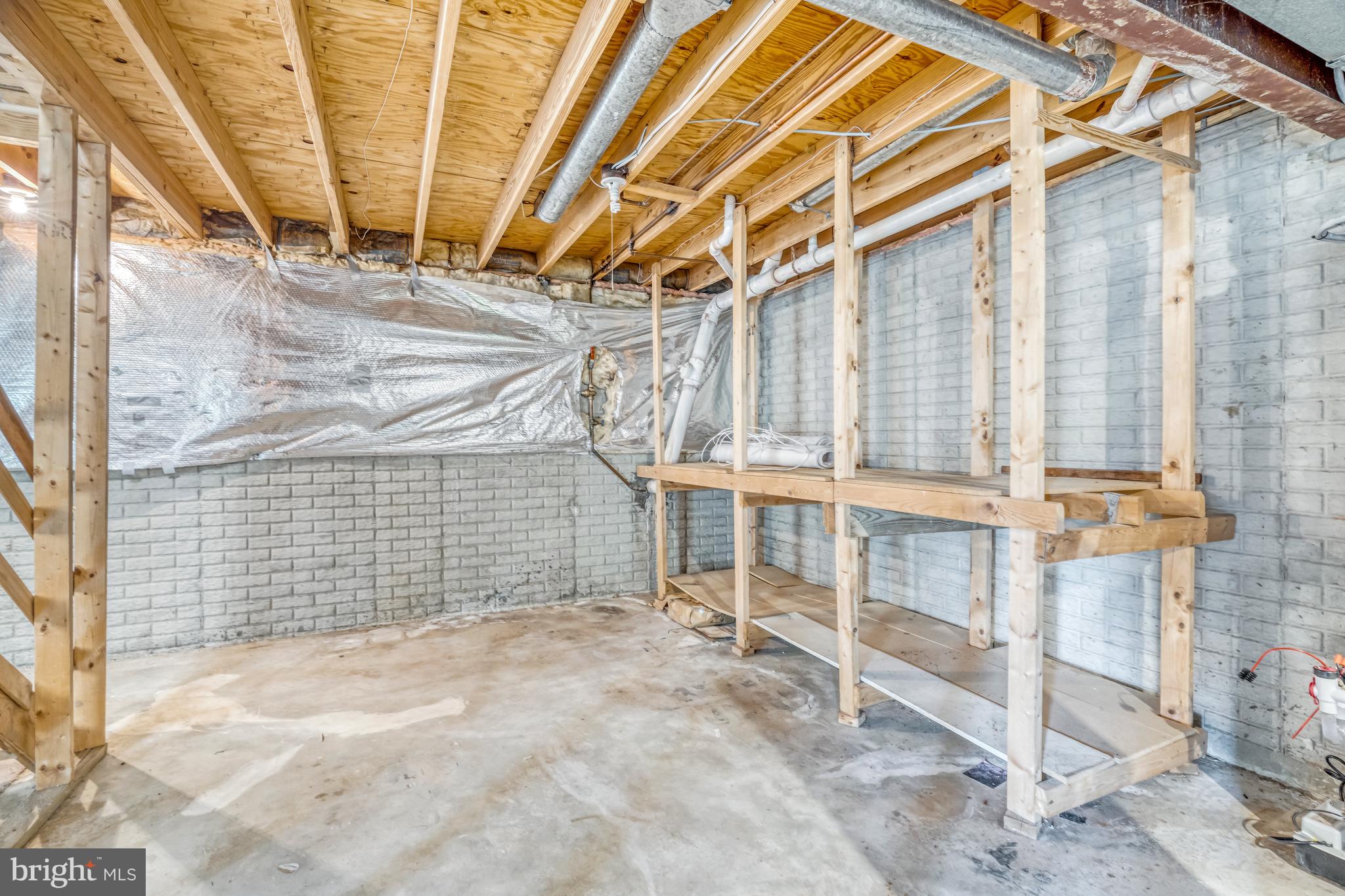 POPLAR TREE - Residential