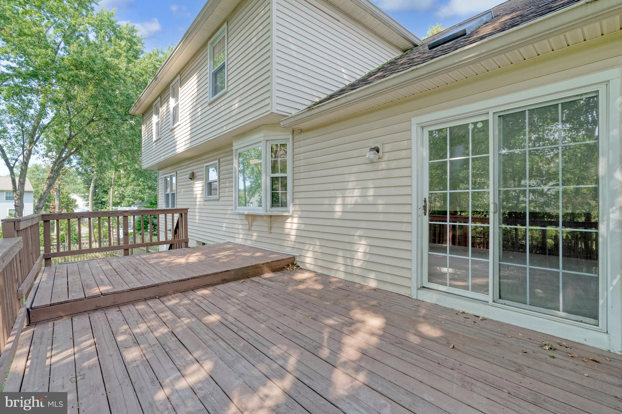 POPLAR TREE - Residential