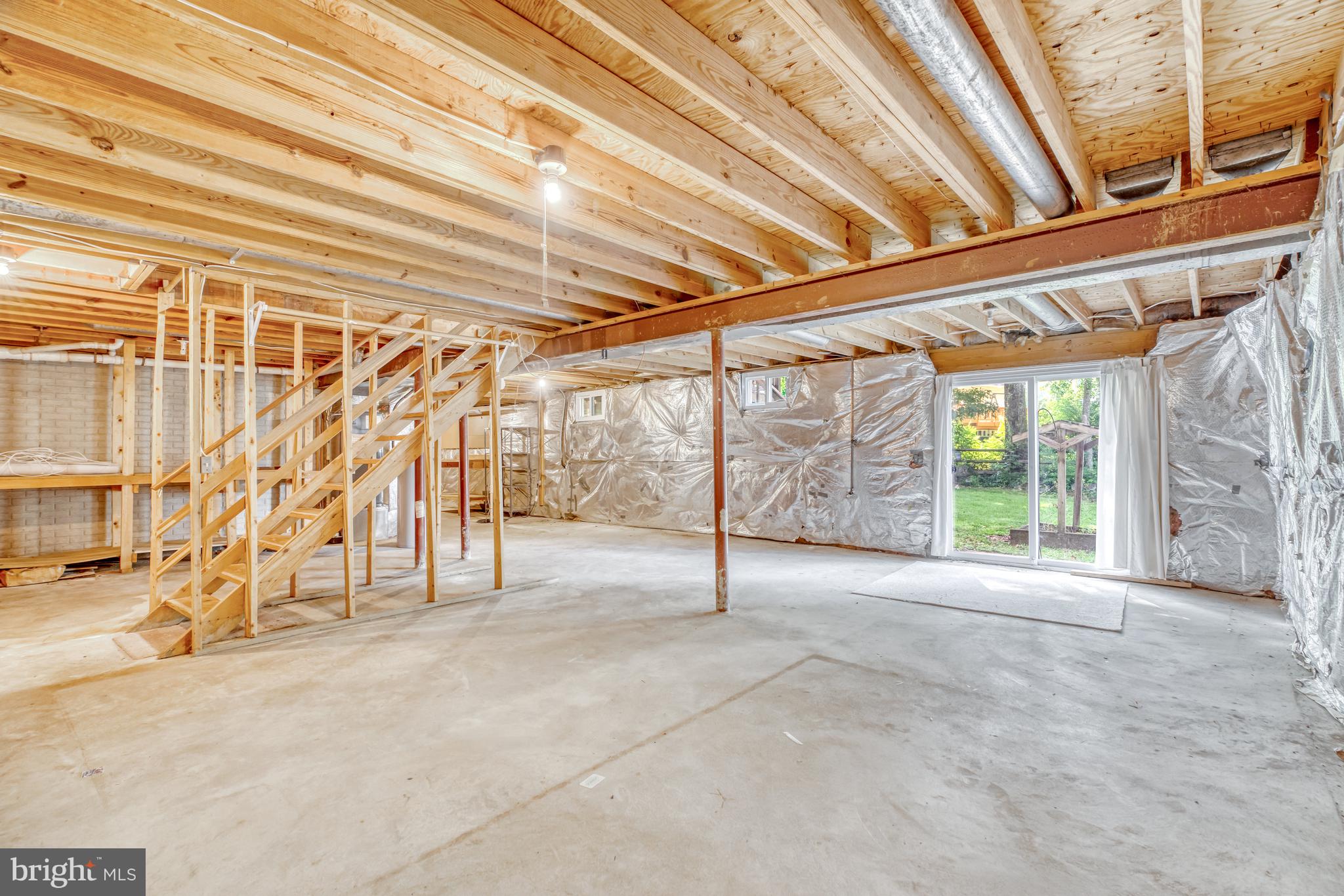 POPLAR TREE - Residential