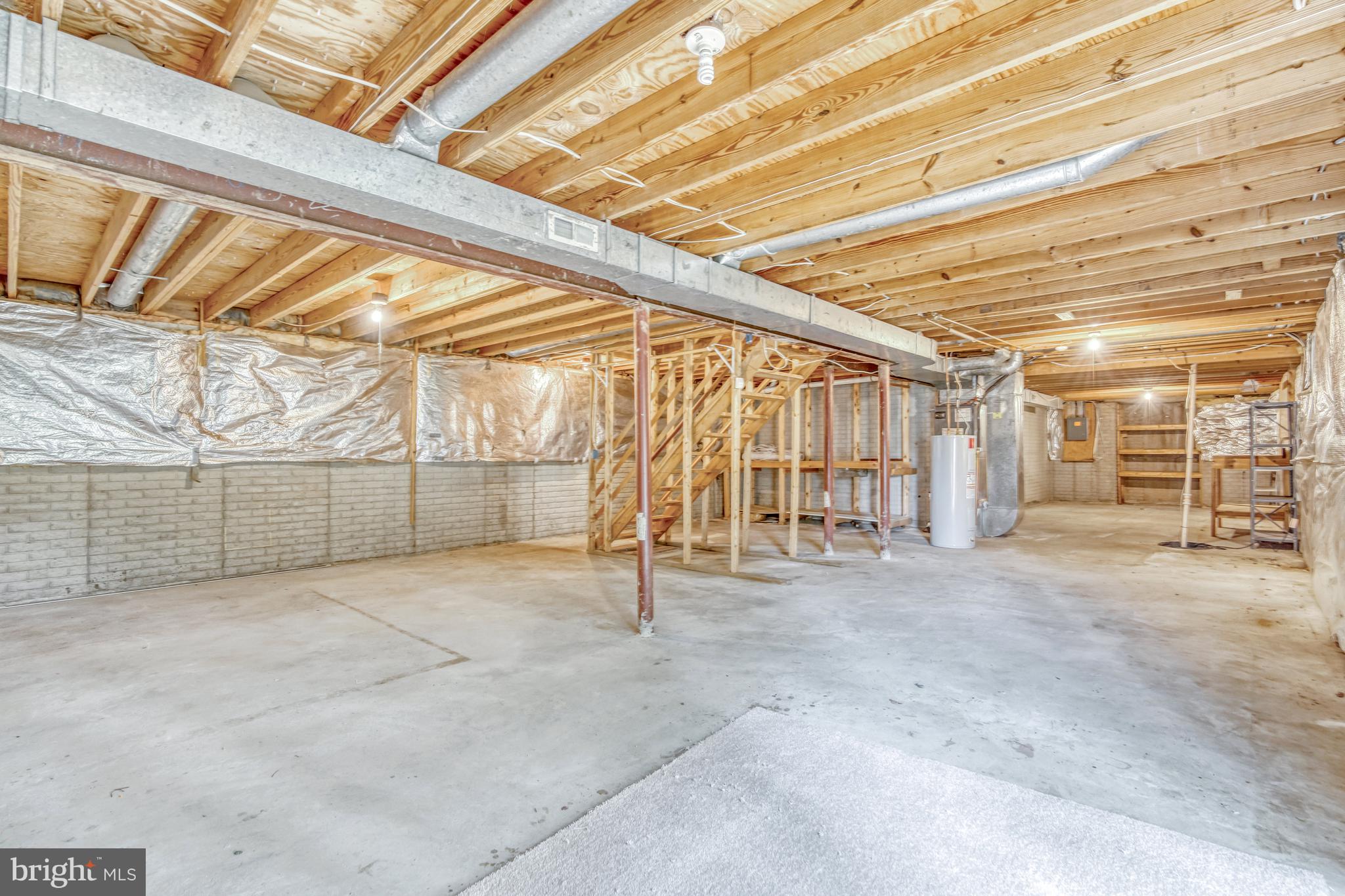 POPLAR TREE - Residential