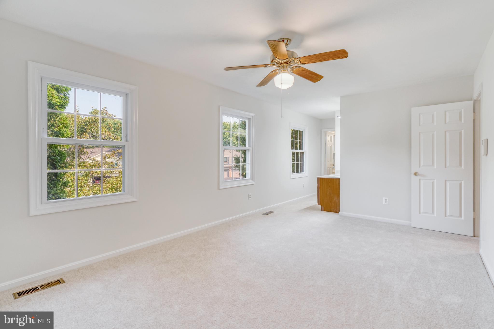 POPLAR TREE - Residential