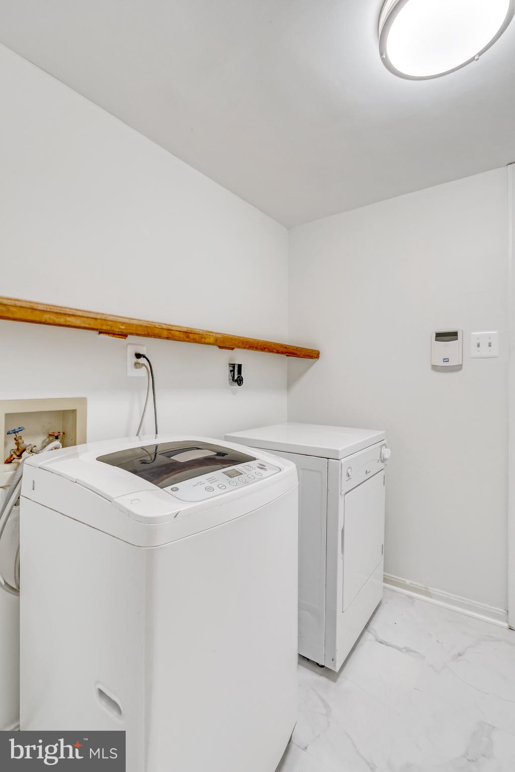 POPLAR TREE - Residential