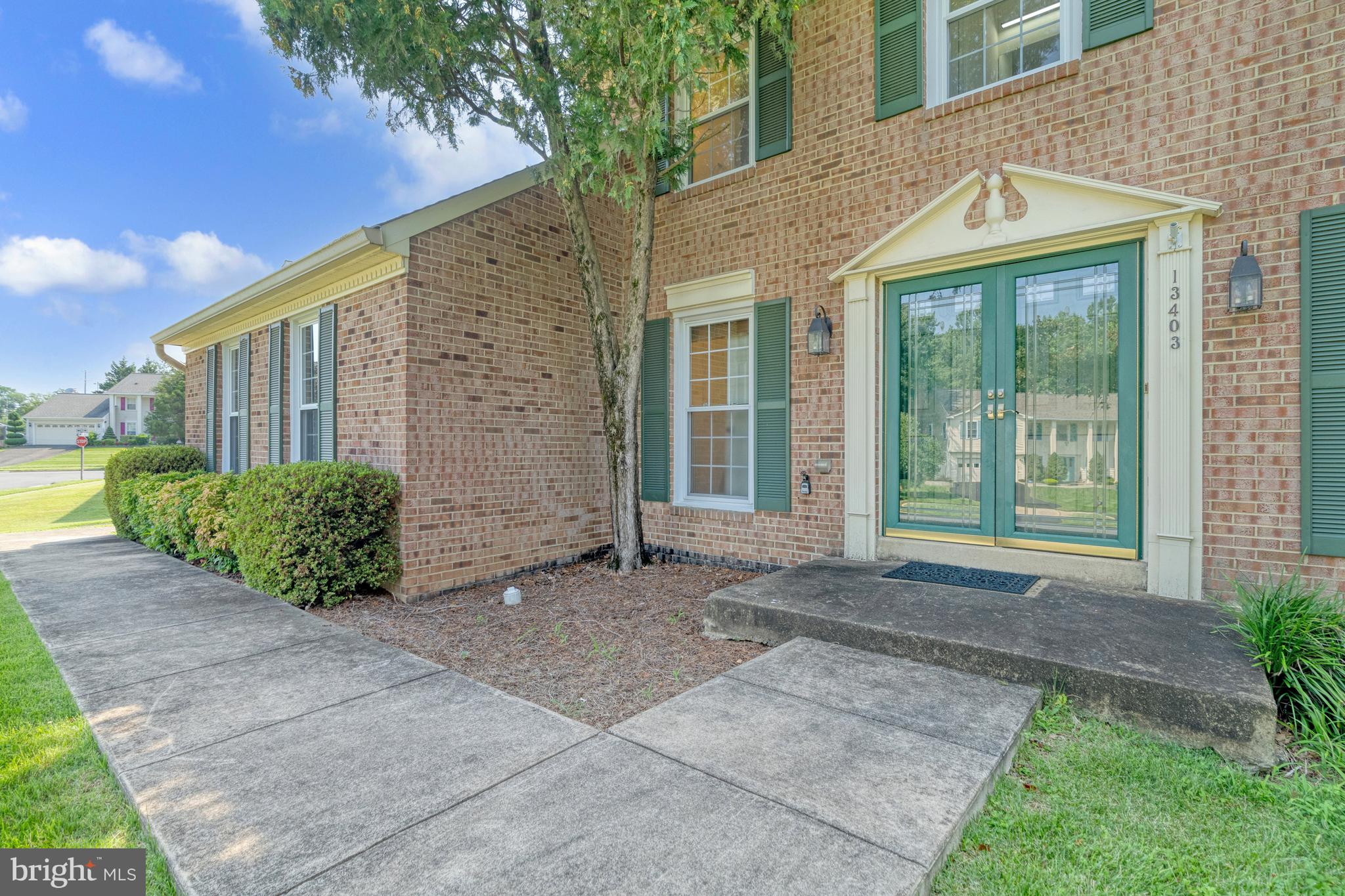 POPLAR TREE - Residential