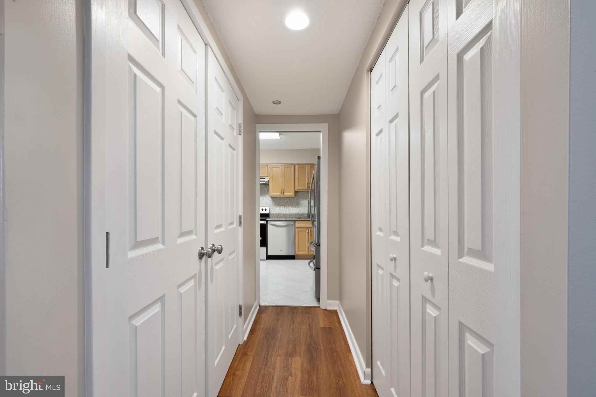 SKYLINE HOUSE - Residential