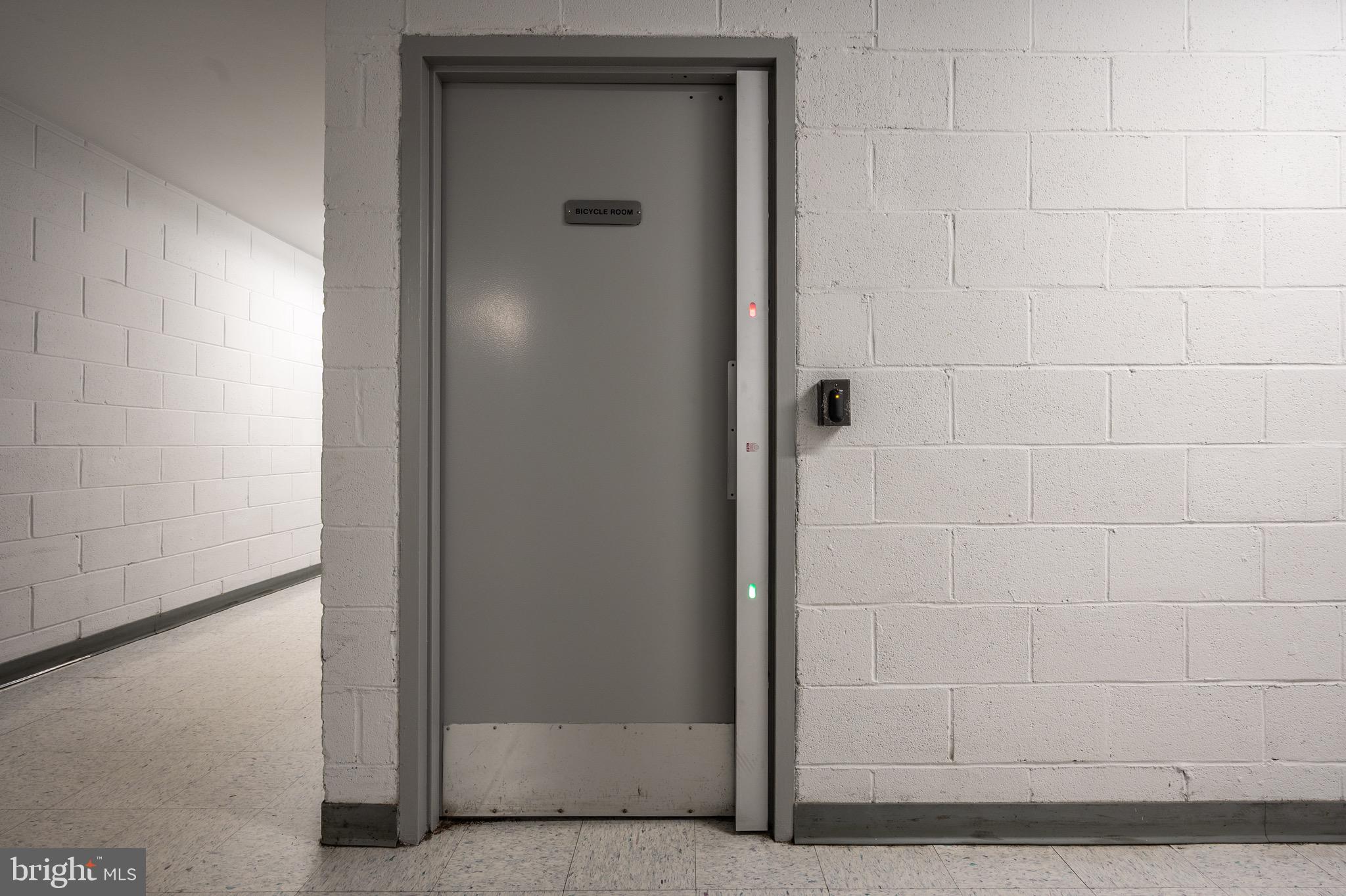 SKYLINE HOUSE - Residential