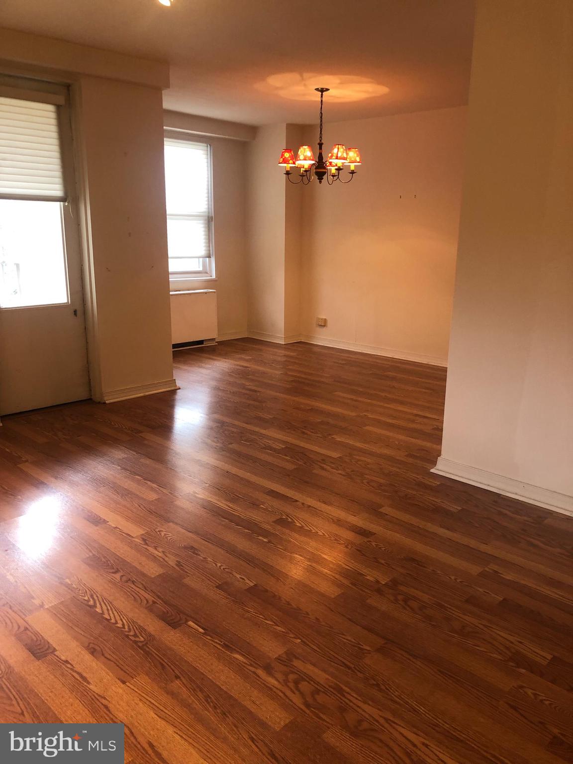 OAK HILL - Residential