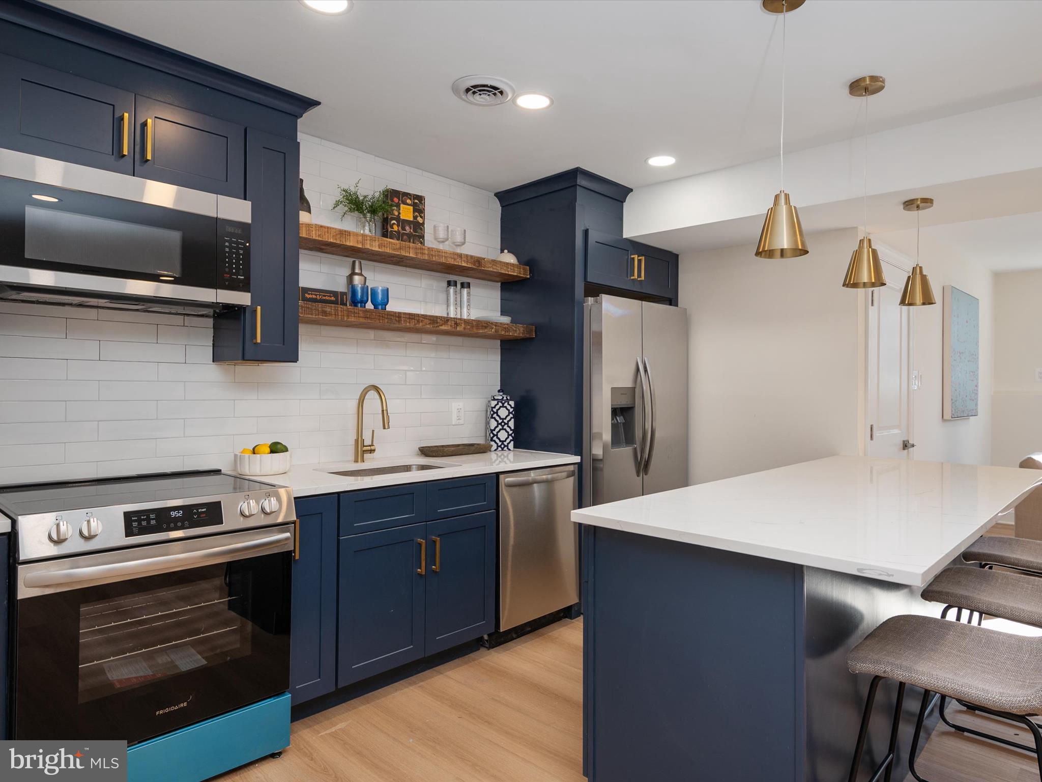 SOUTHDOWN ESTATES - Residential