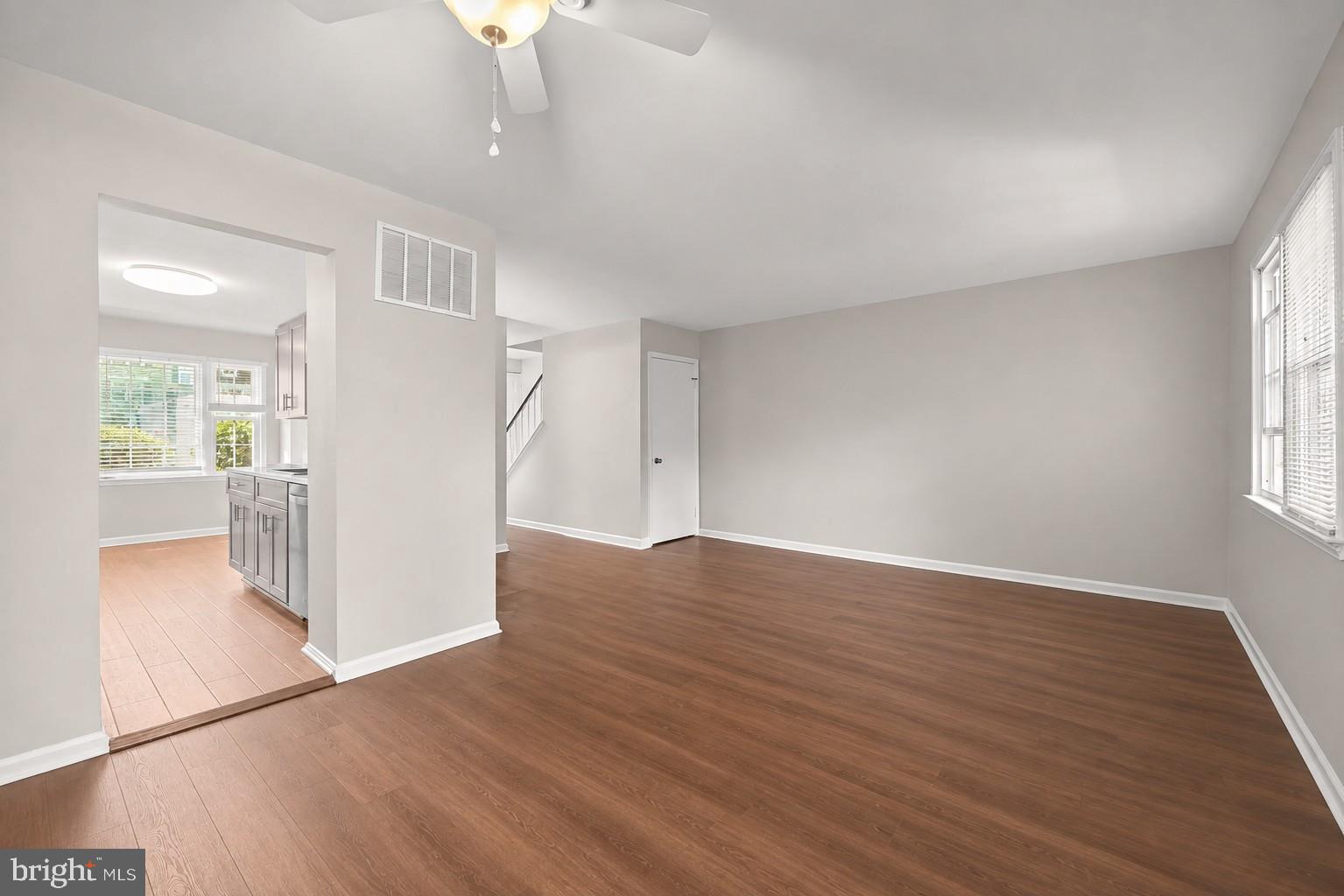 9 PRAIRIE ROSE COURT 9-5