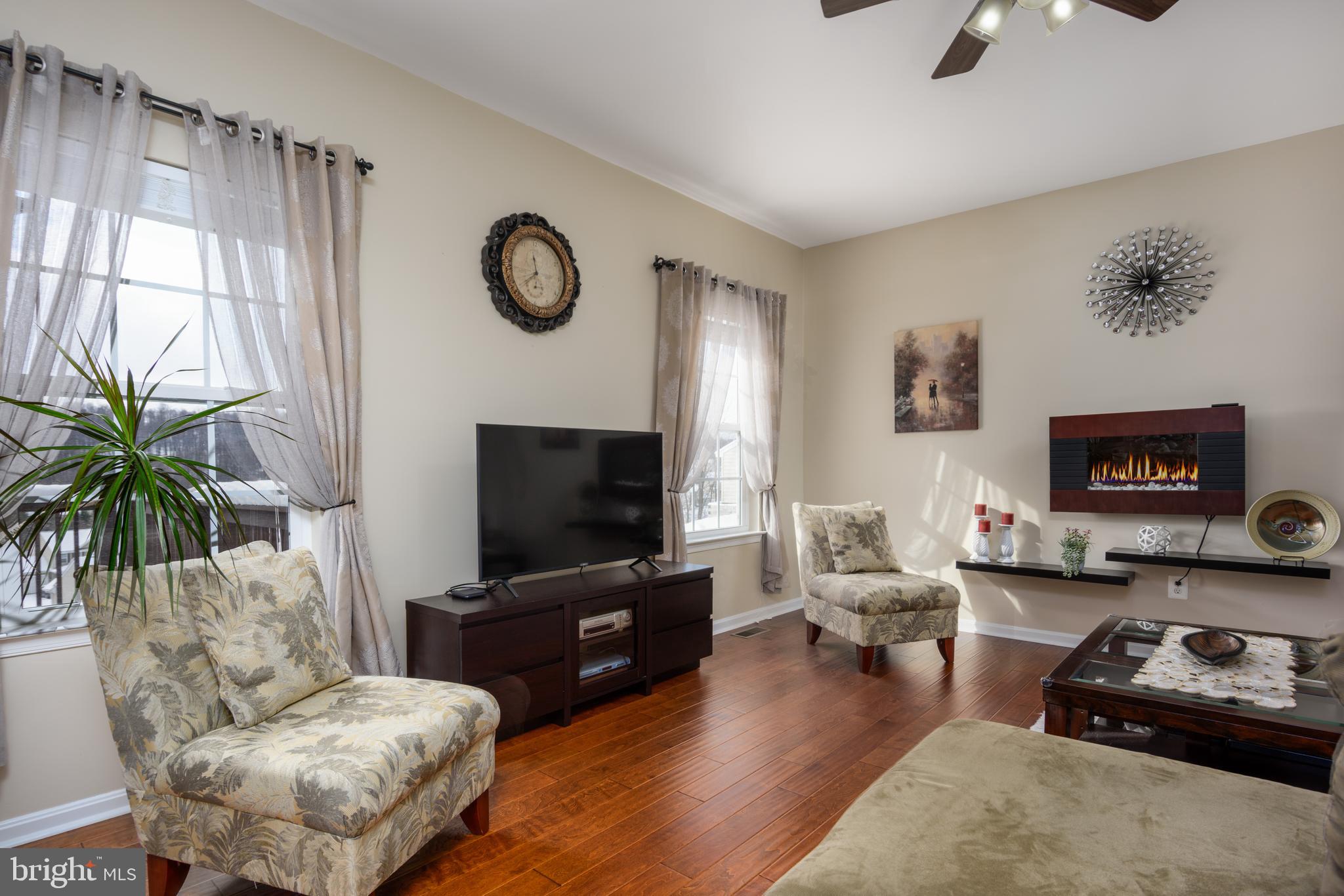 BRIARCLIFF - Residential